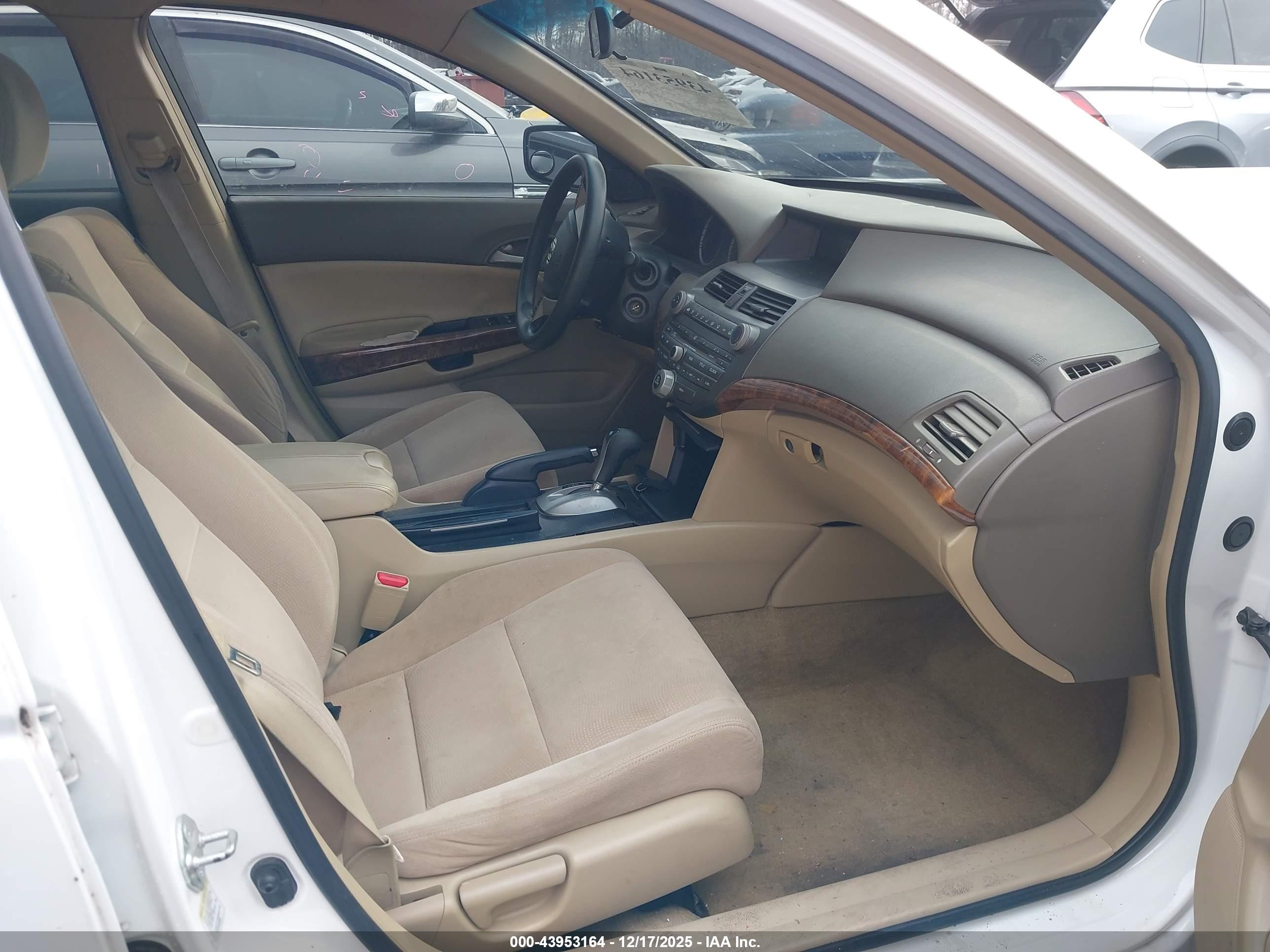 HONDA ACCORD image 5