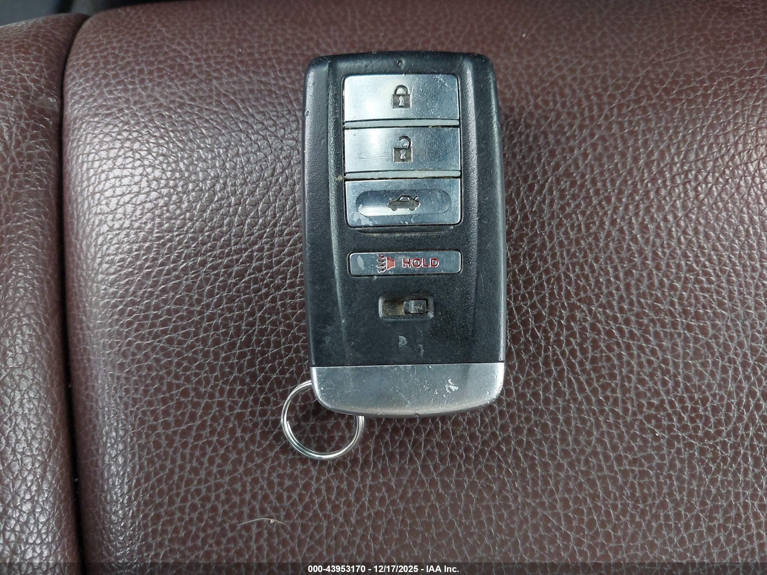 ACURA TLX image 11