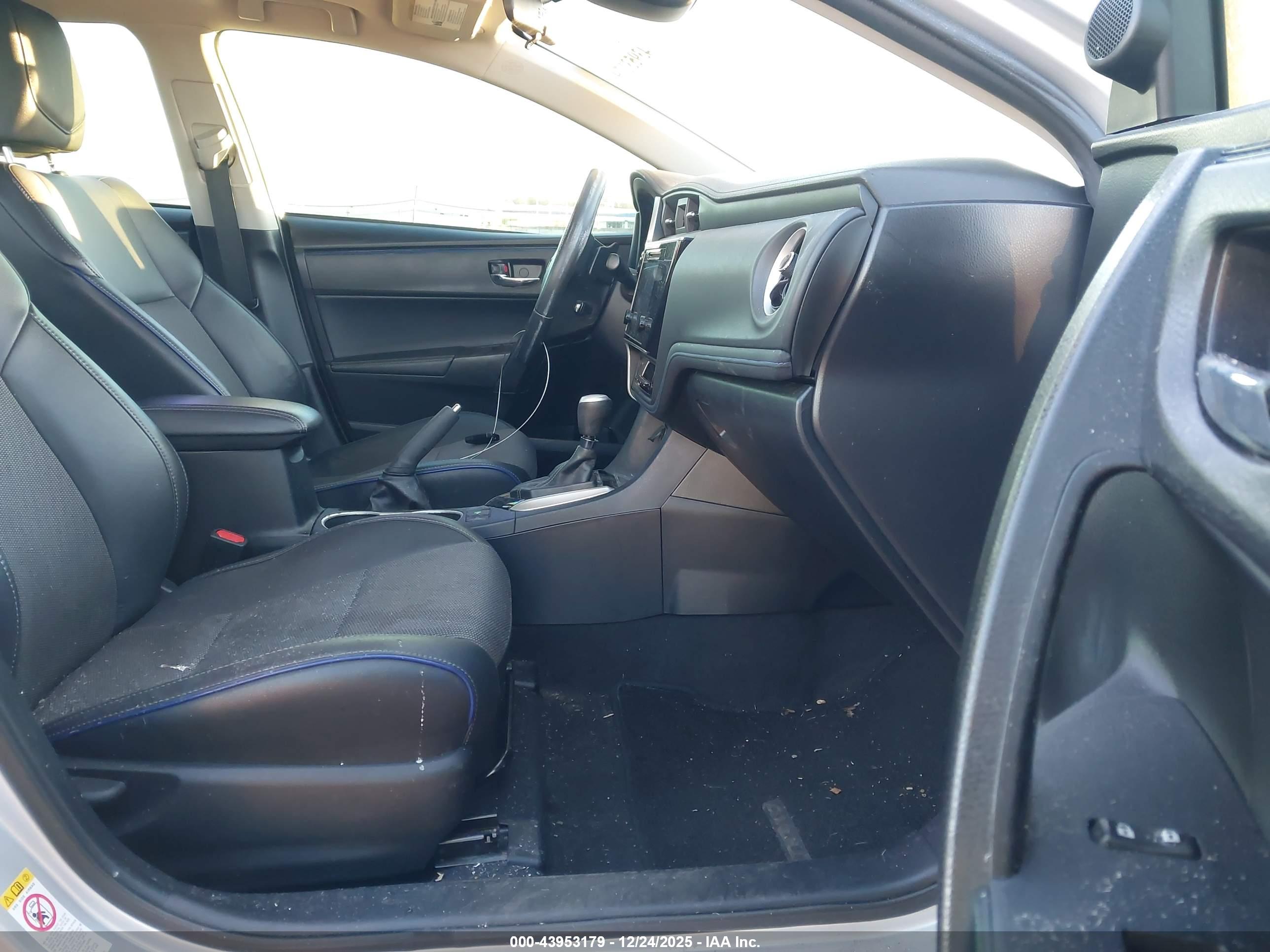 TOYOTA COROLLA image 5