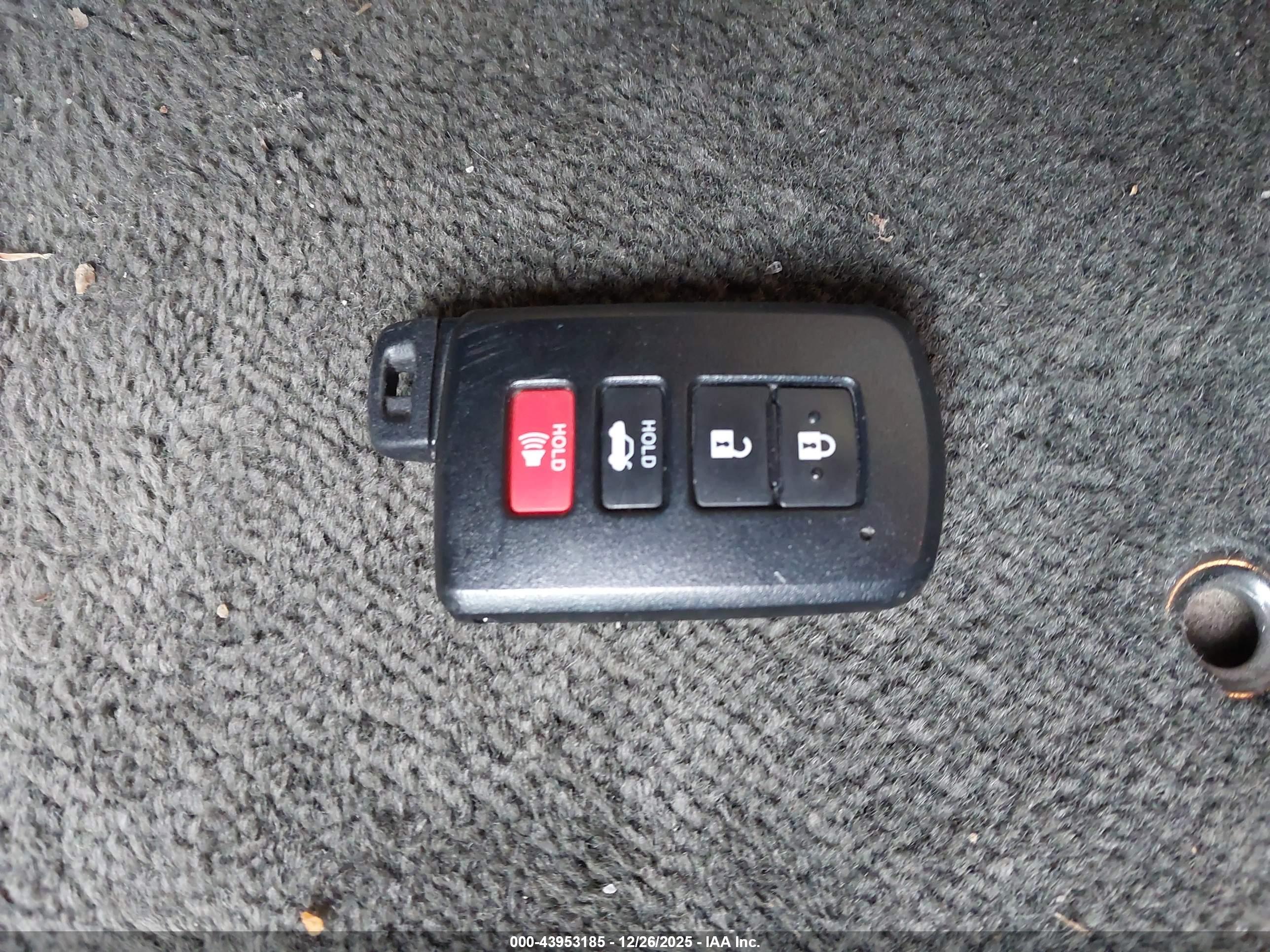TOYOTA CAMRY image 11