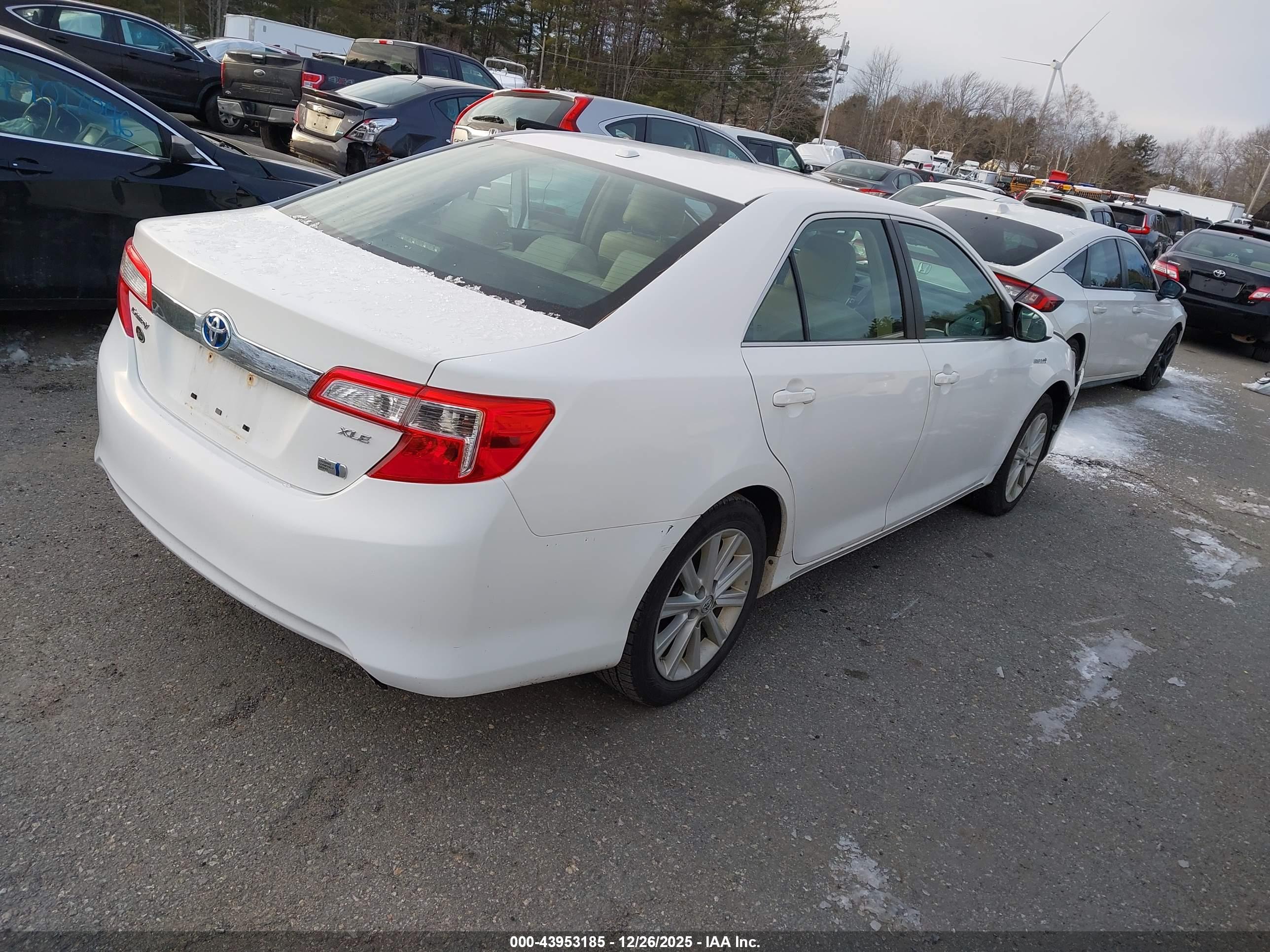 TOYOTA CAMRY image 4