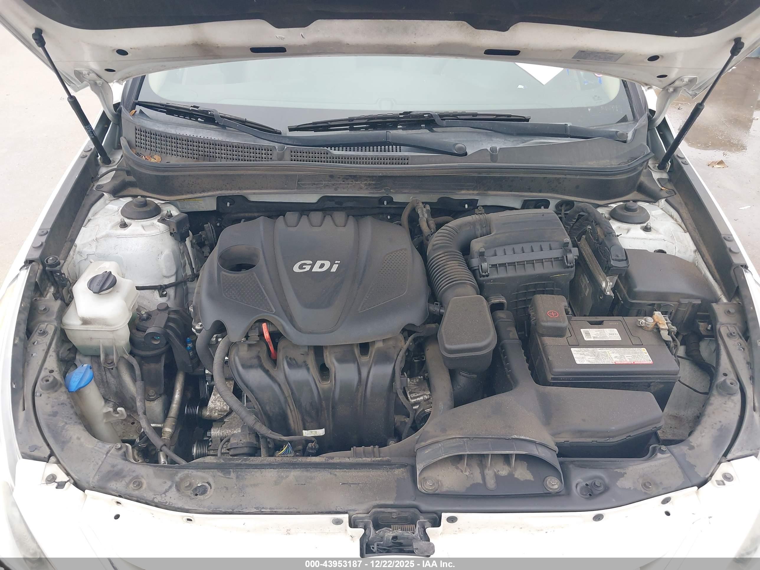 HYUNDAI SONATA image 10