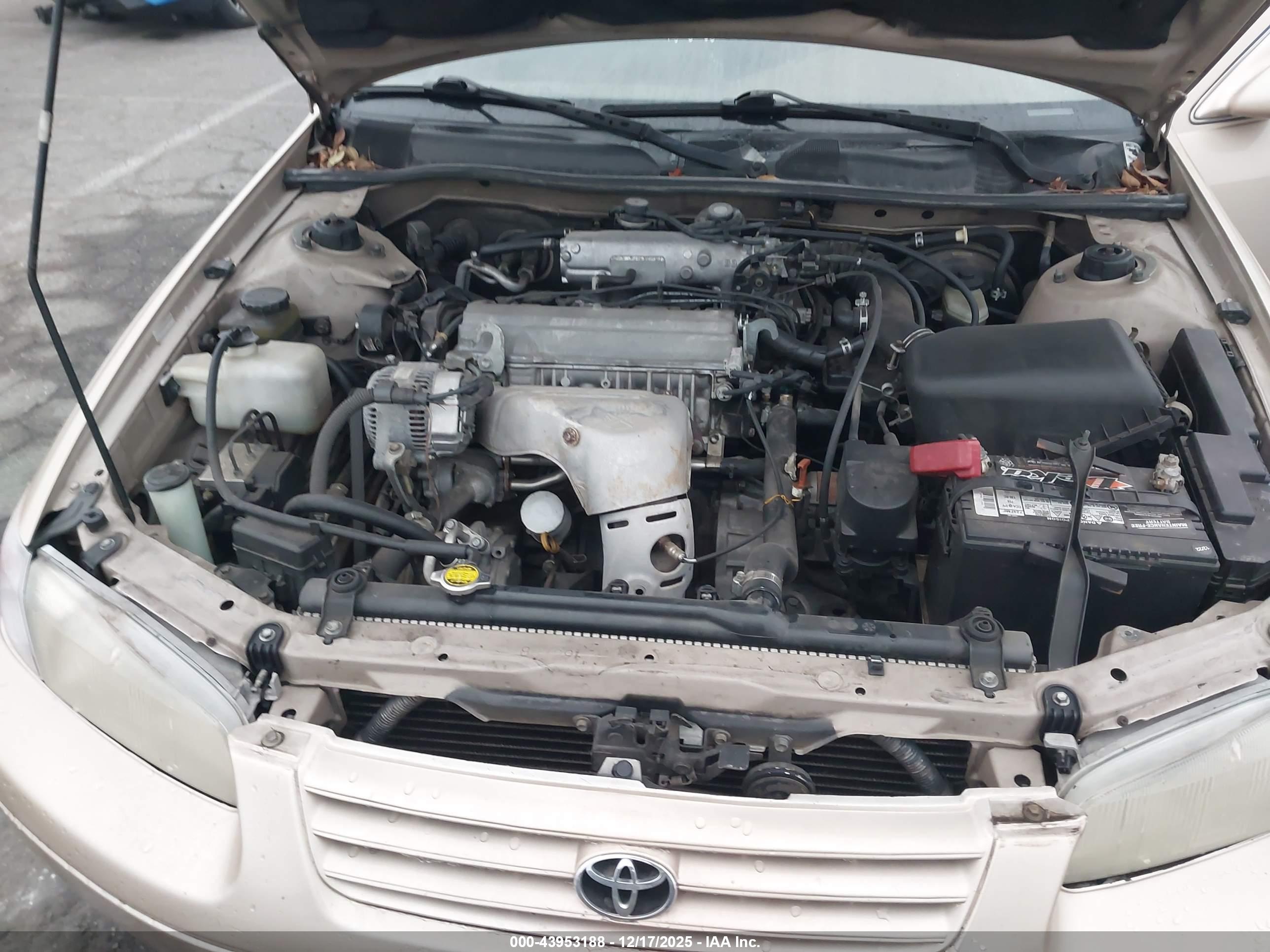 TOYOTA CAMRY image 10