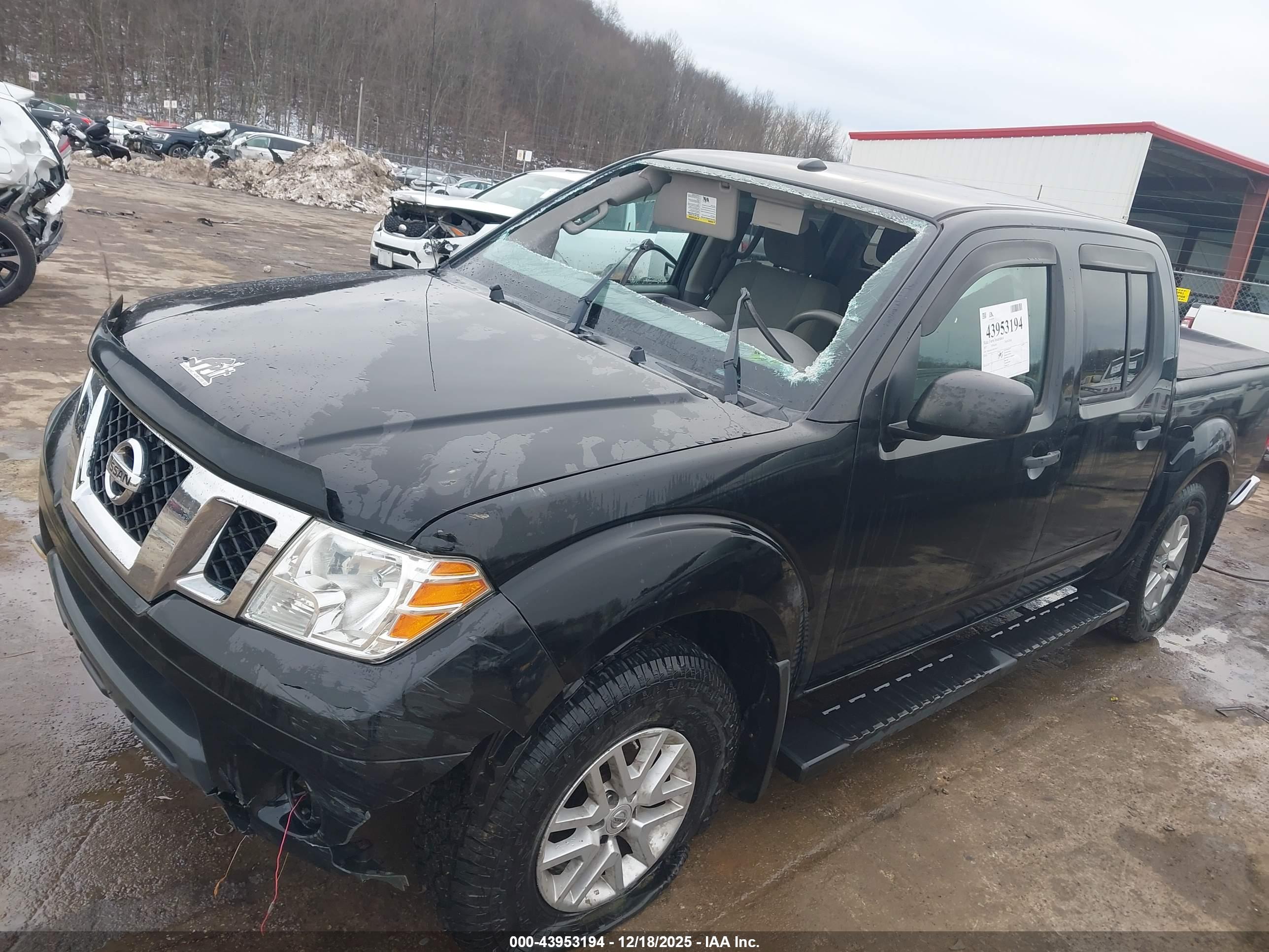 NISSAN FRONTIER image 6