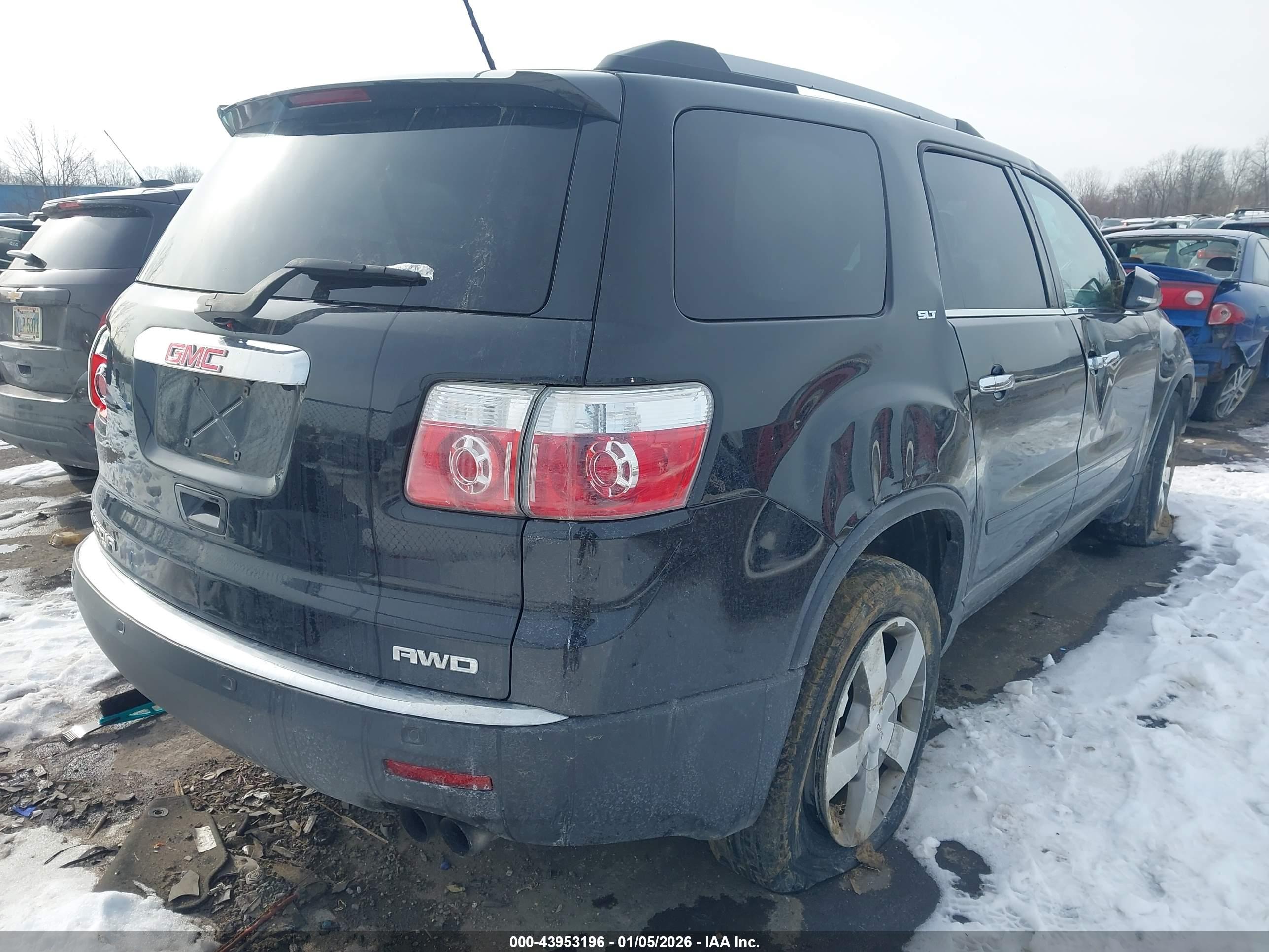 GMC ACADIA image 4