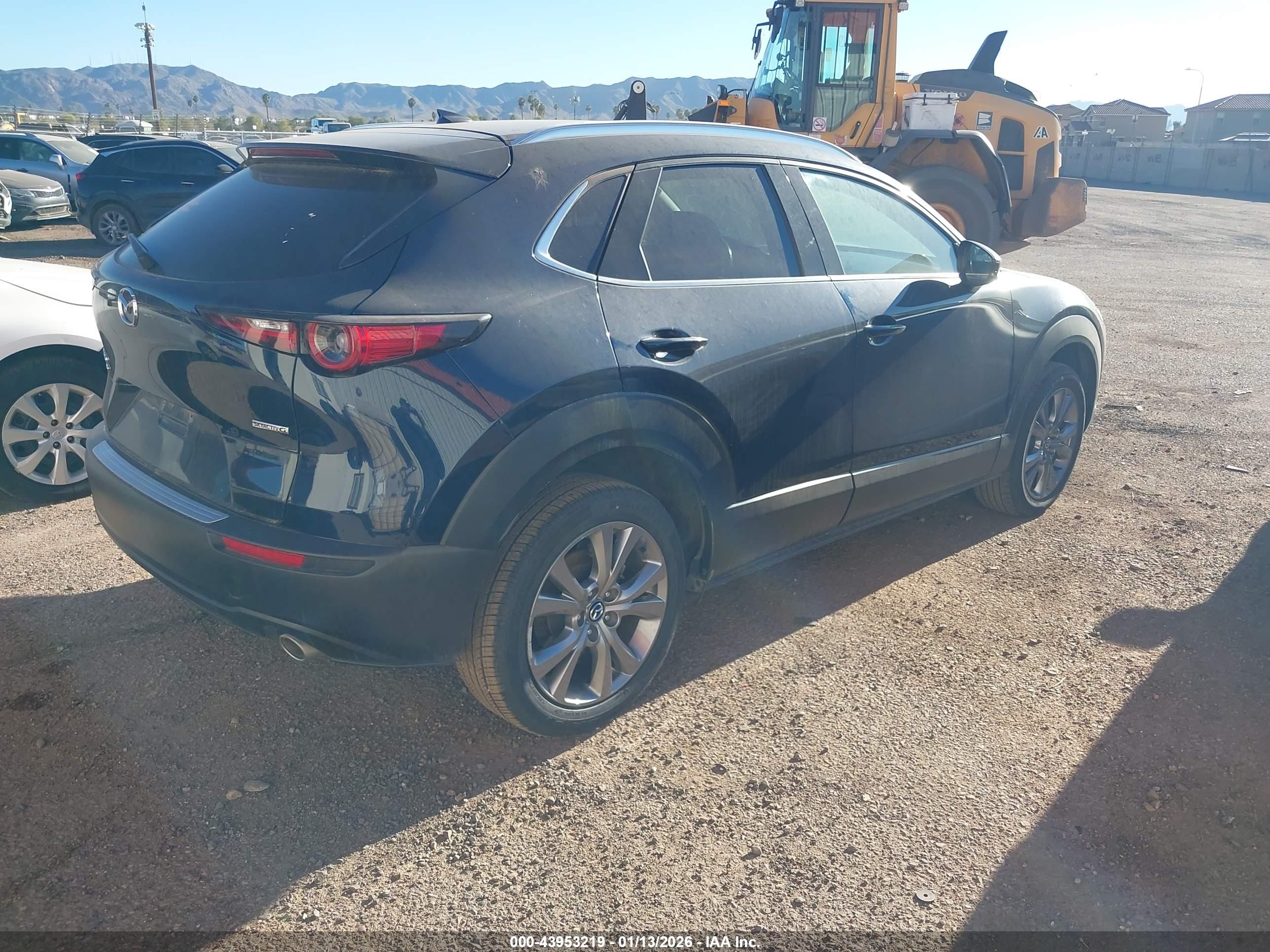 MAZDA CX-30 image 4
