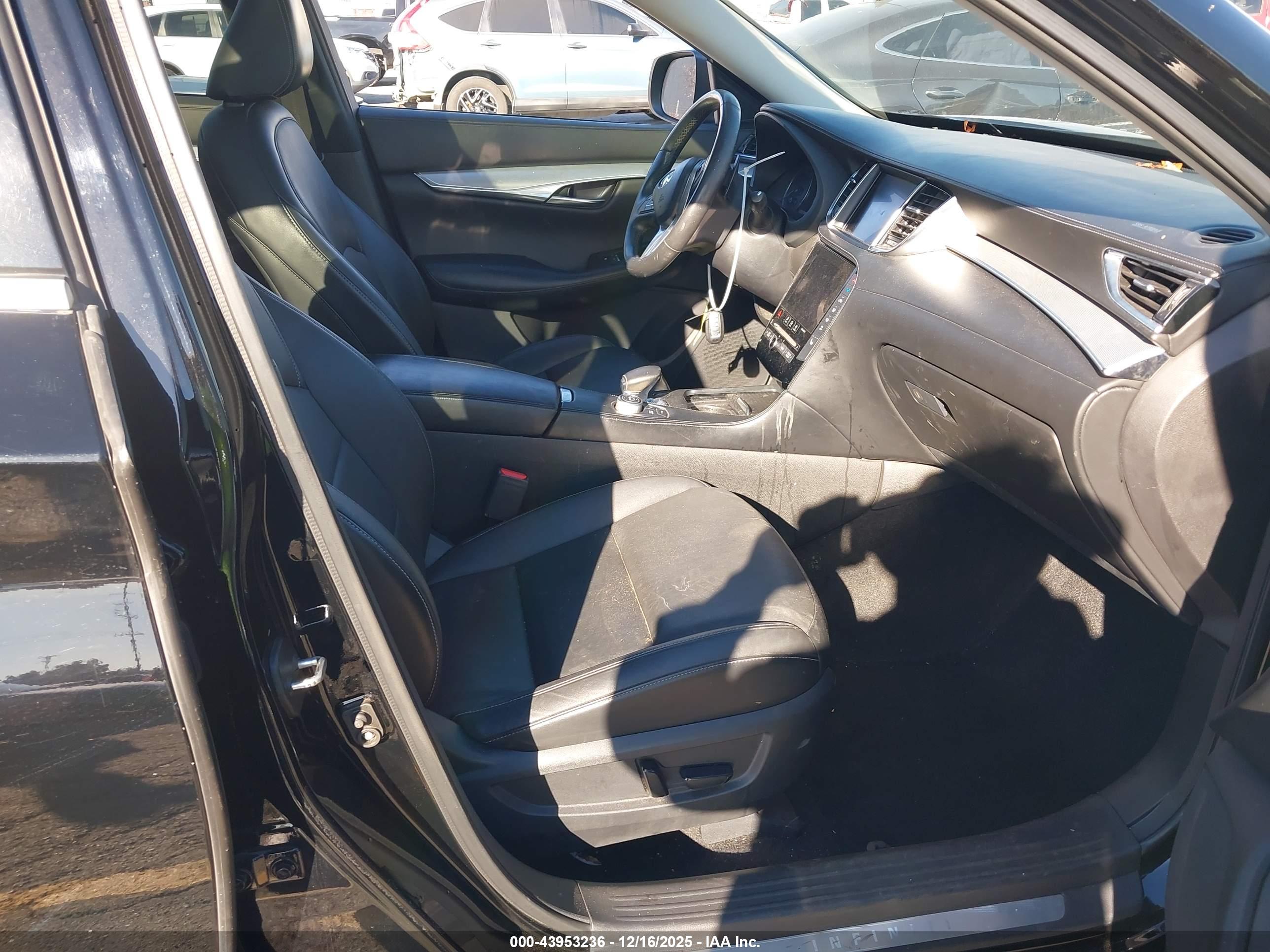 INFINITI QX50 image 5