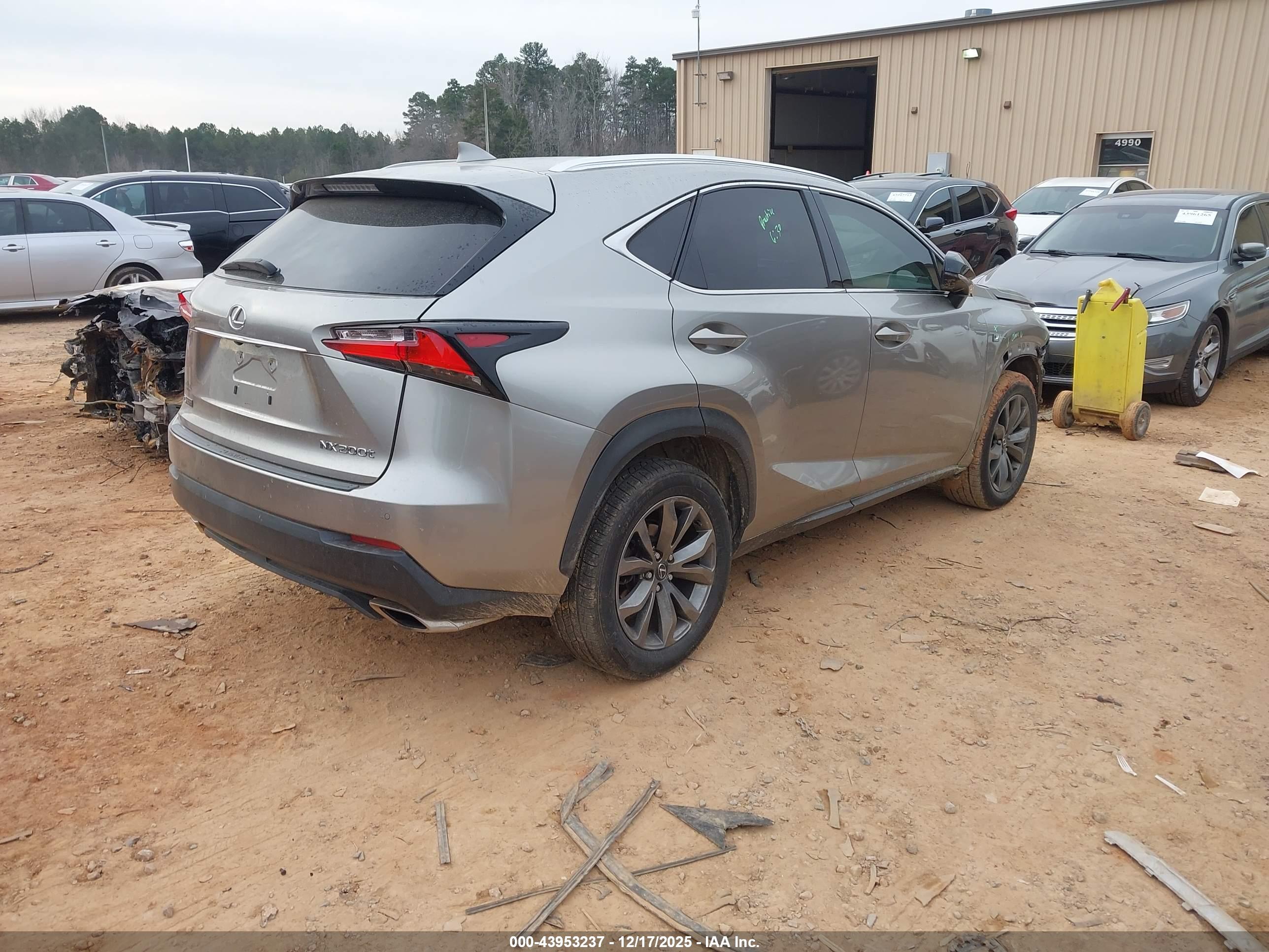 LEXUS NX image 4