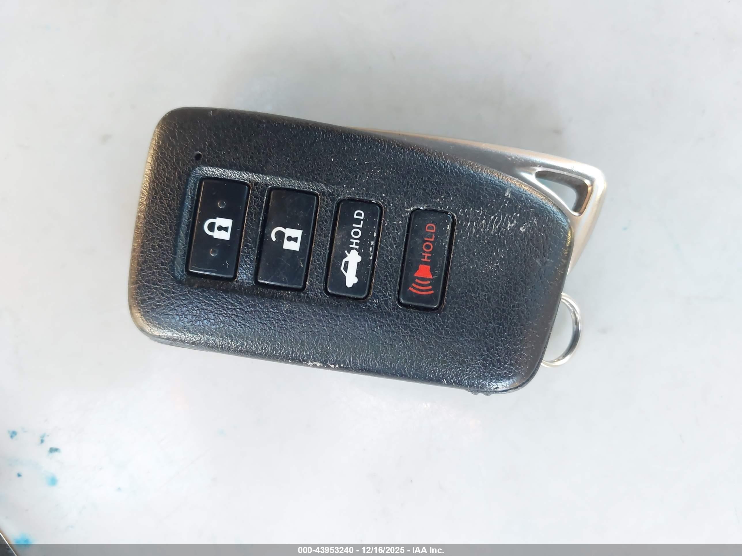 LEXUS ES image 11