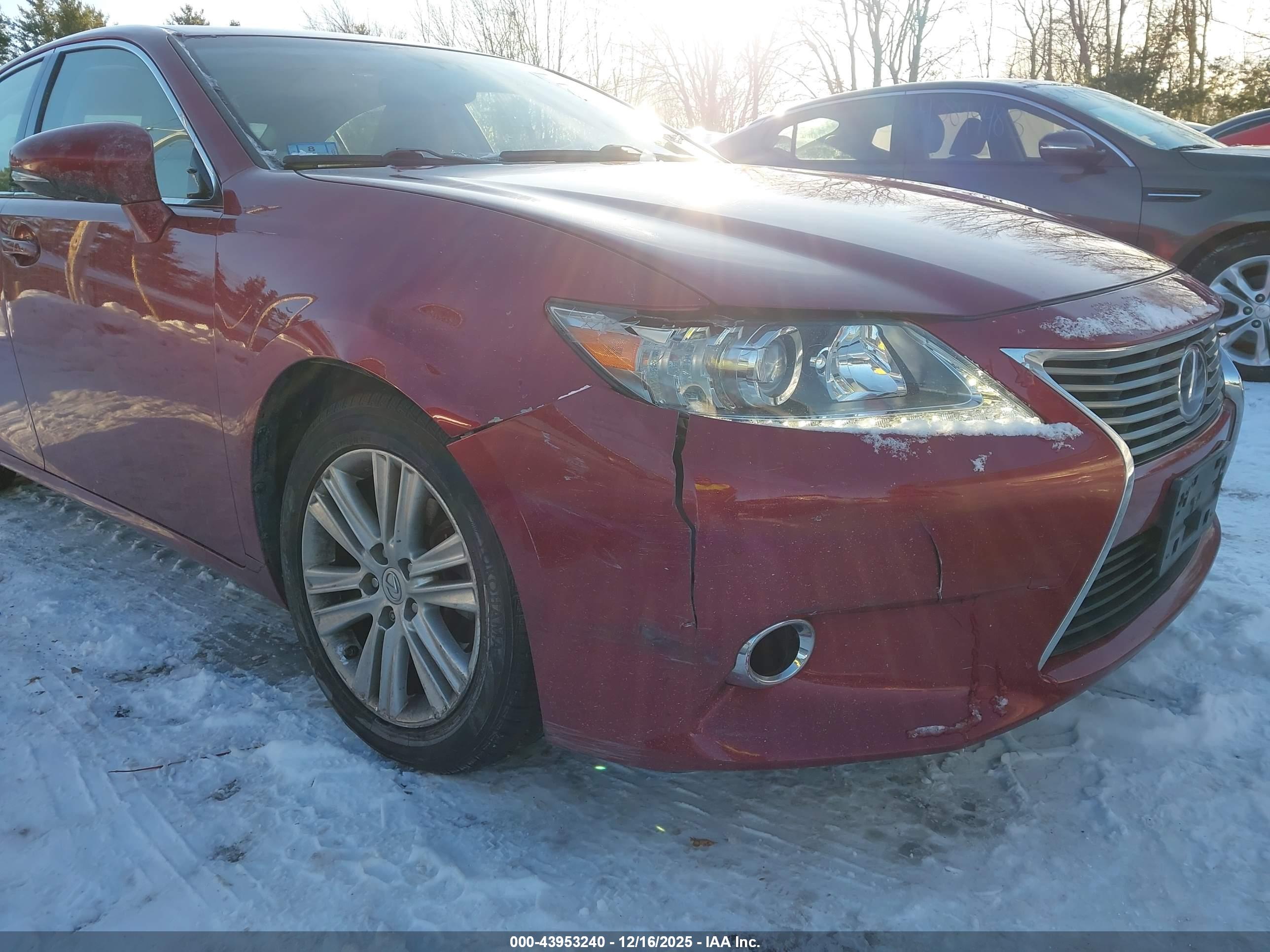 LEXUS ES image 6
