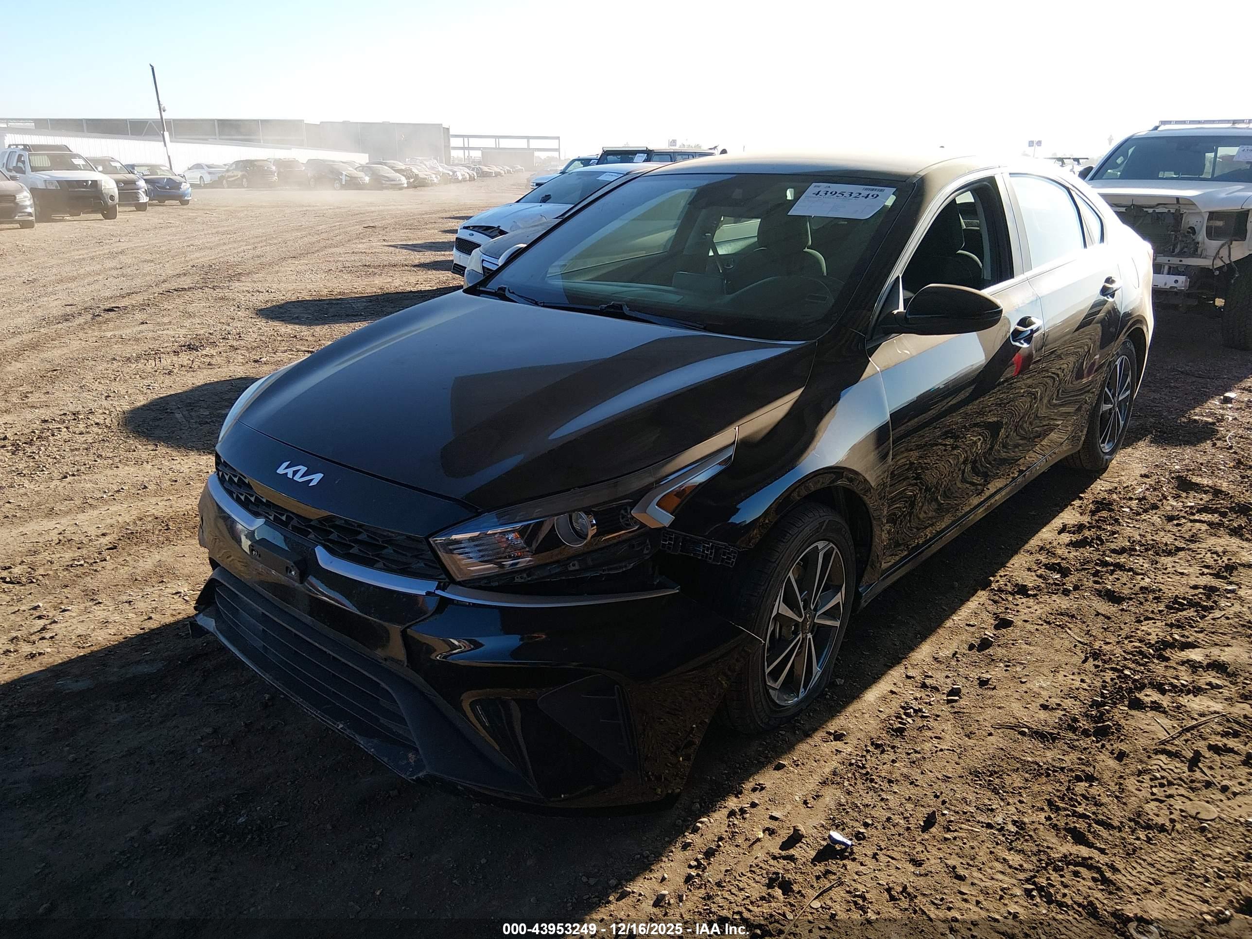 KIA FORTE image 6