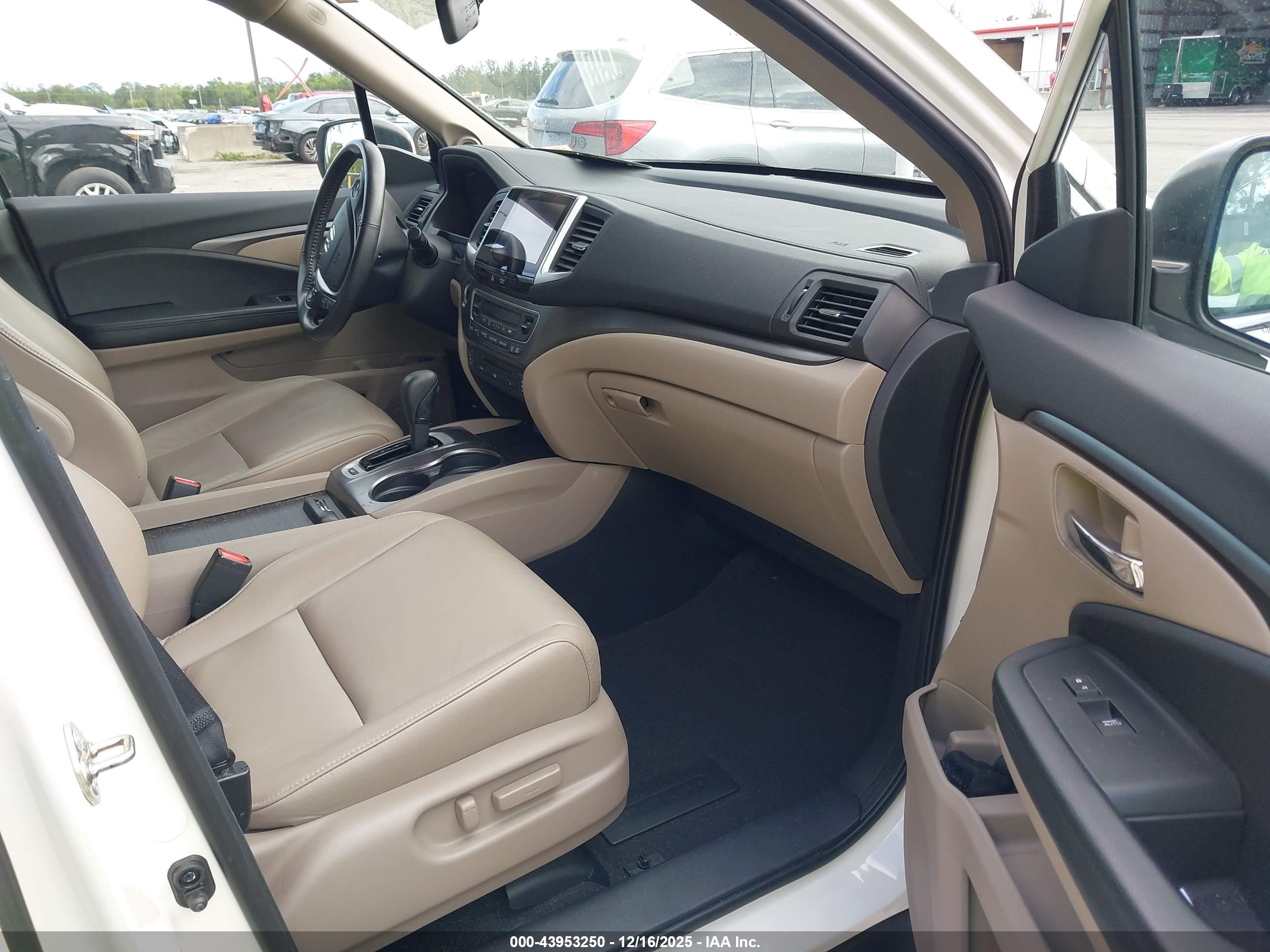 HONDA PILOT image 5