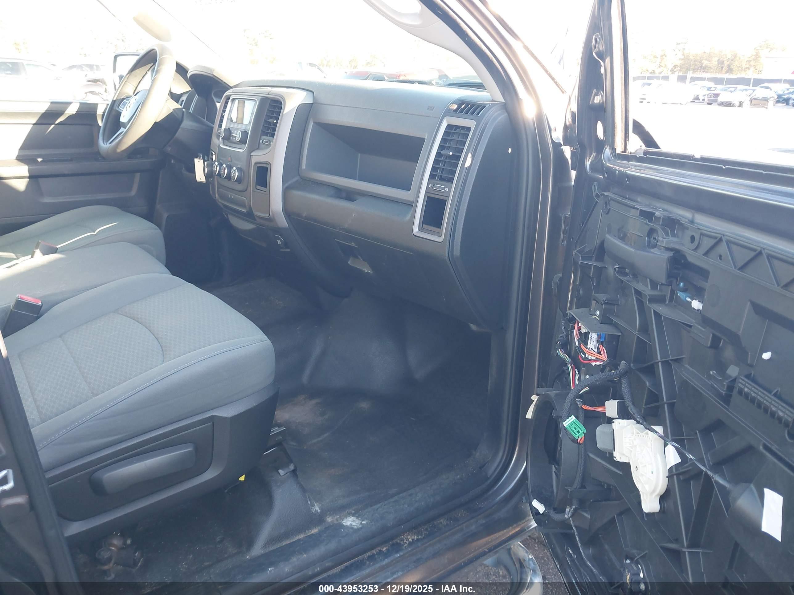 RAM 1500 image 5