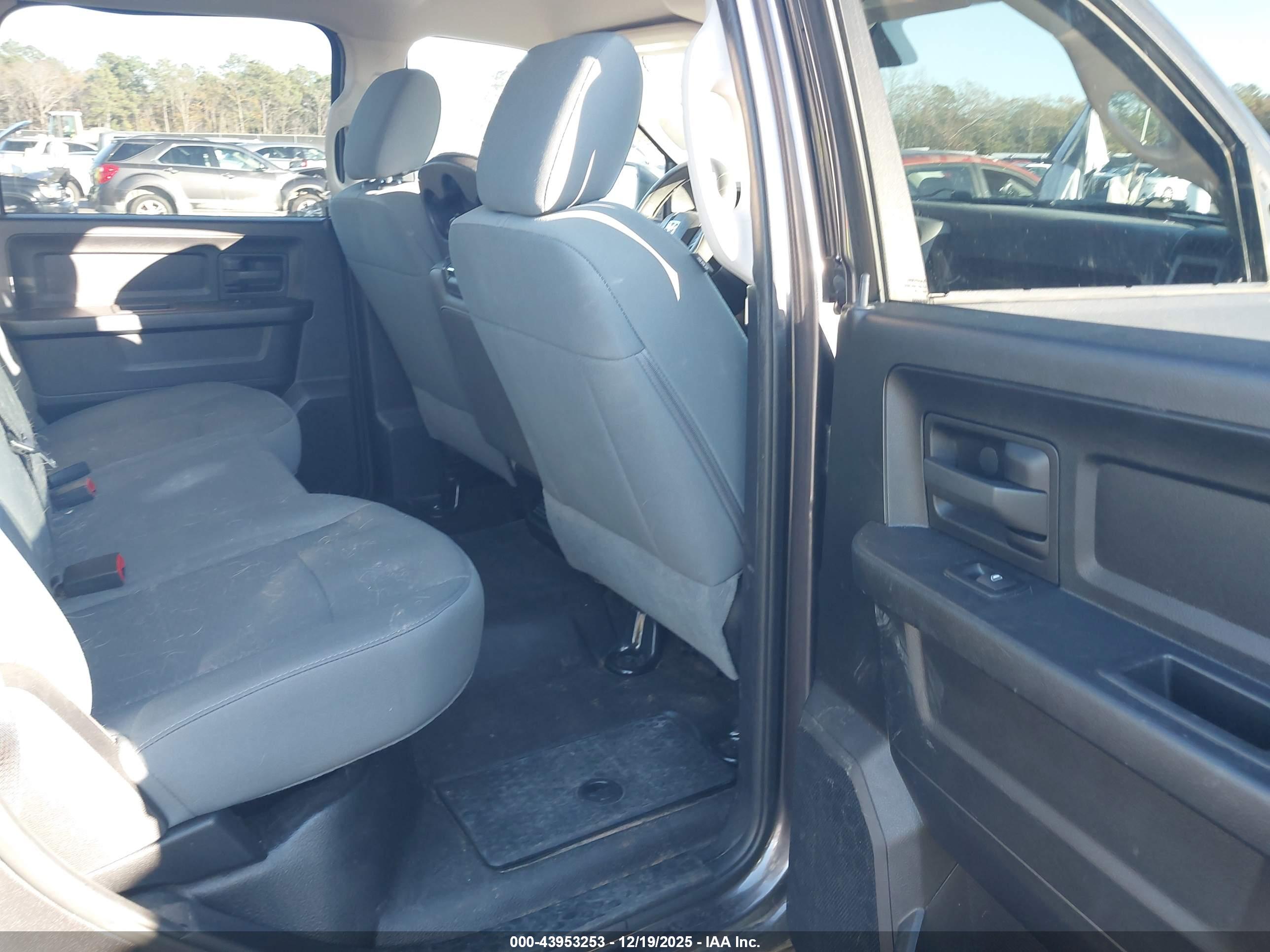 RAM 1500 image 8
