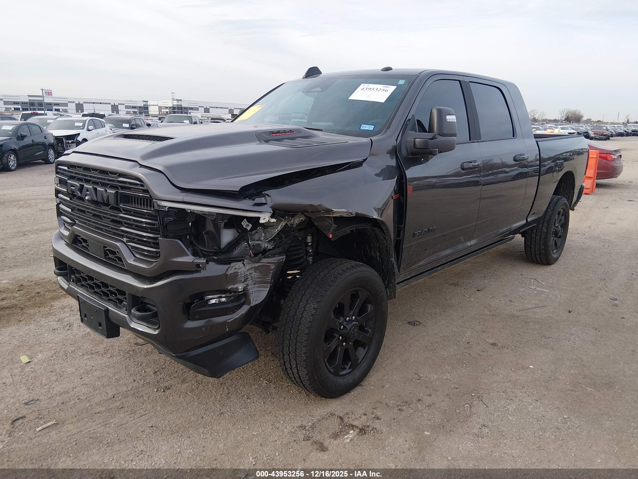 RAM 2500 image 2