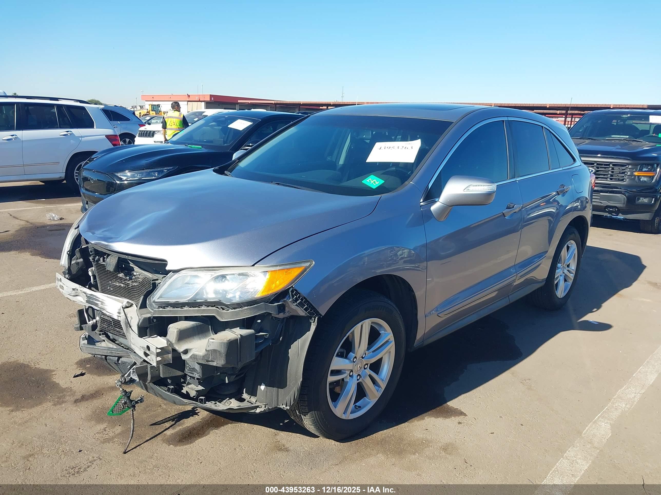 ACURA RDX image 2