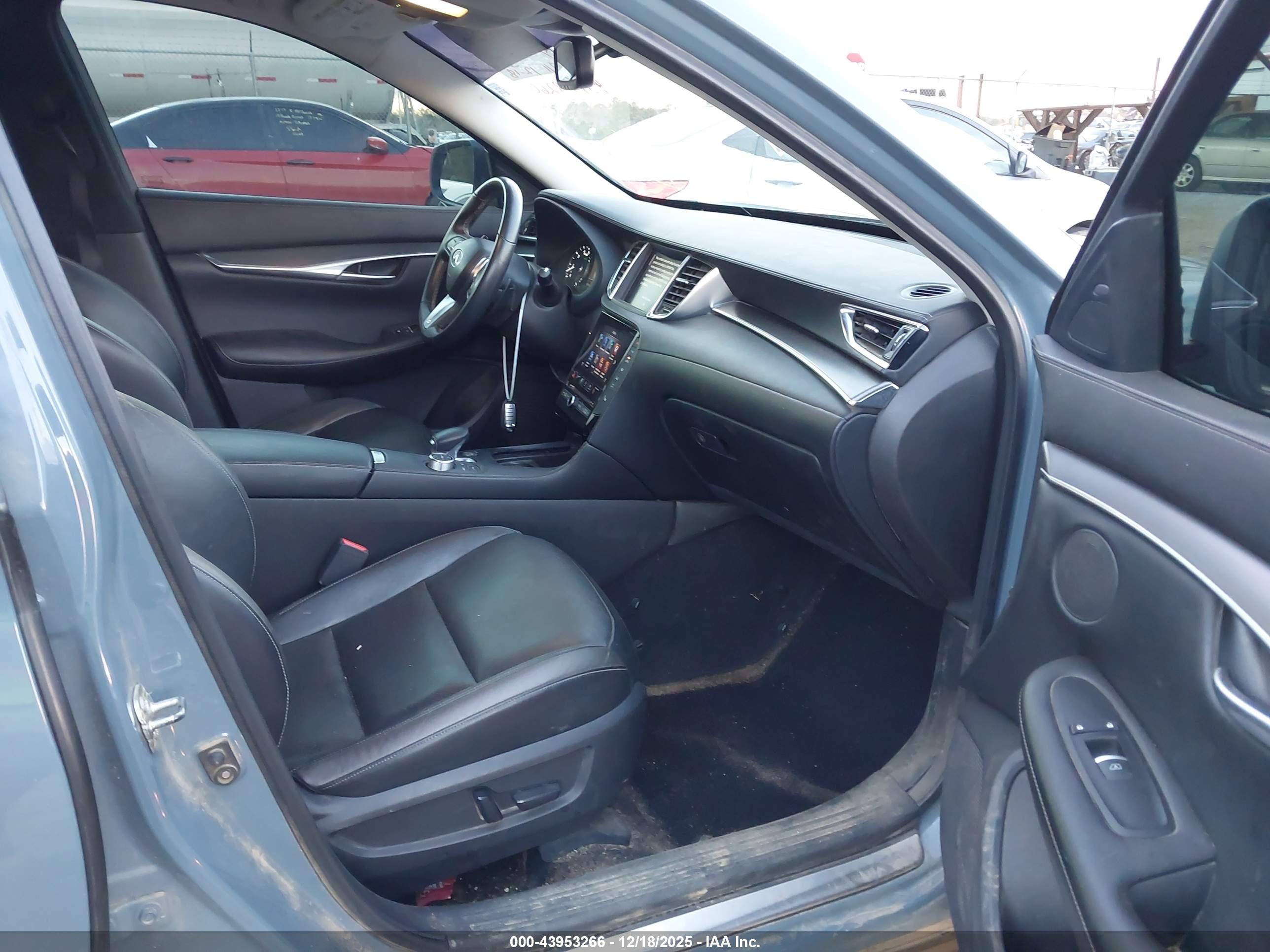 INFINITI QX50 image 5
