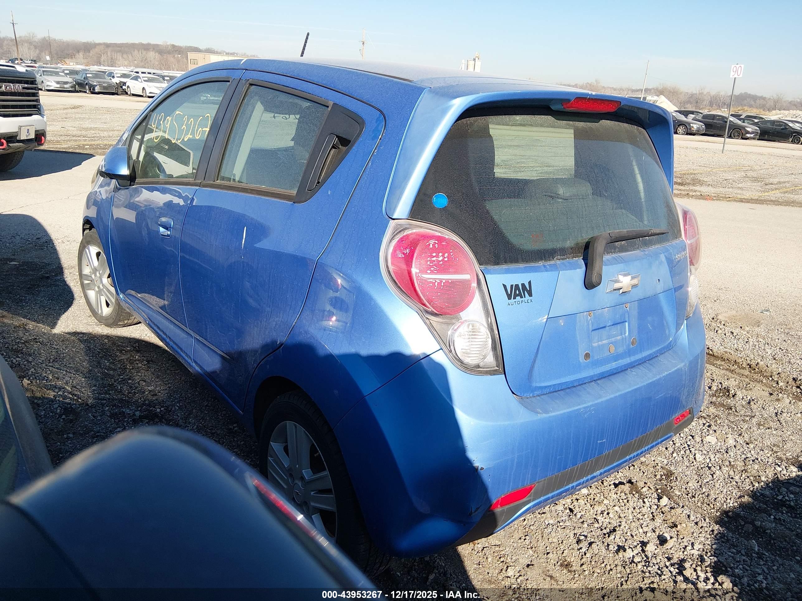 CHEVROLET SPARK image 3