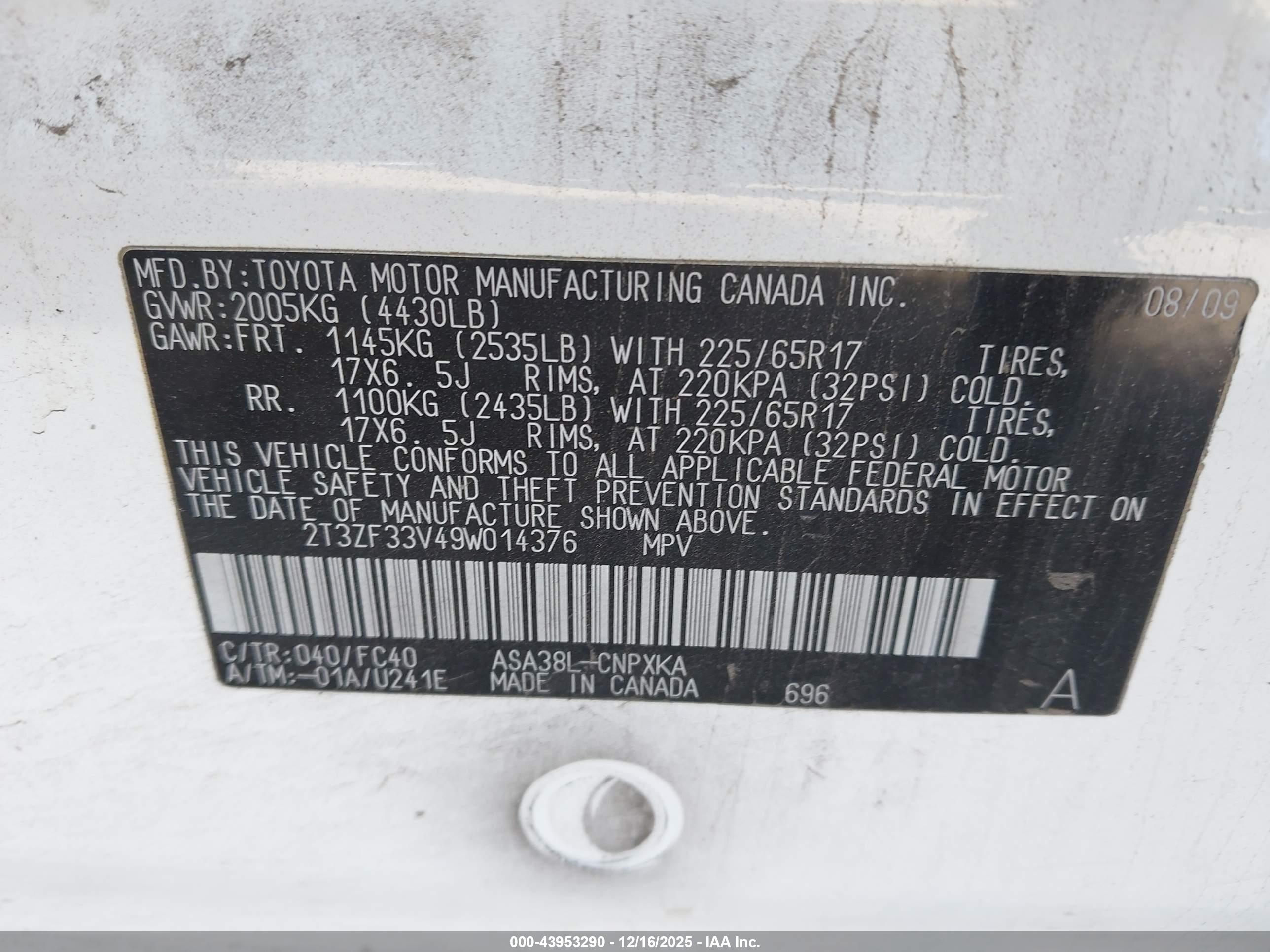 TOYOTA RAV4 image 9