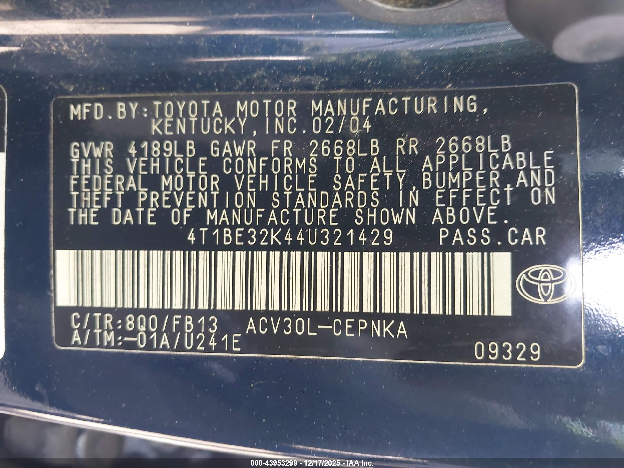 TOYOTA CAMRY image 9