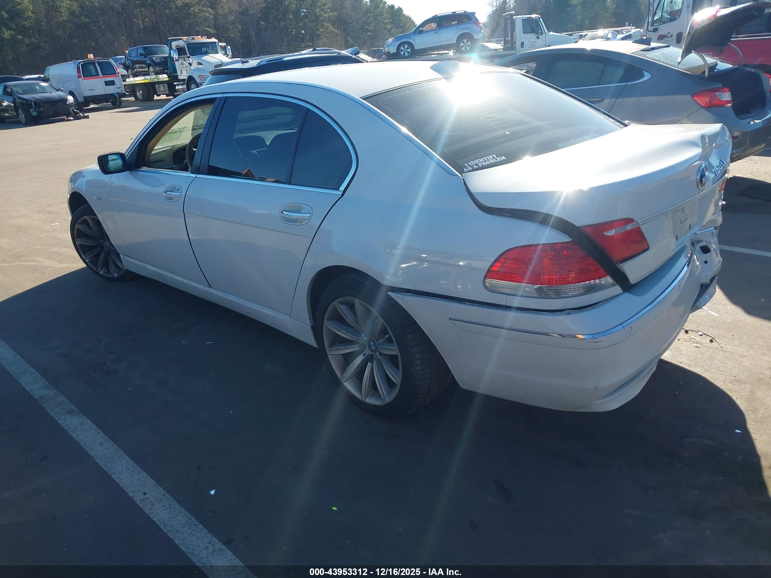 BMW 750LI image 3