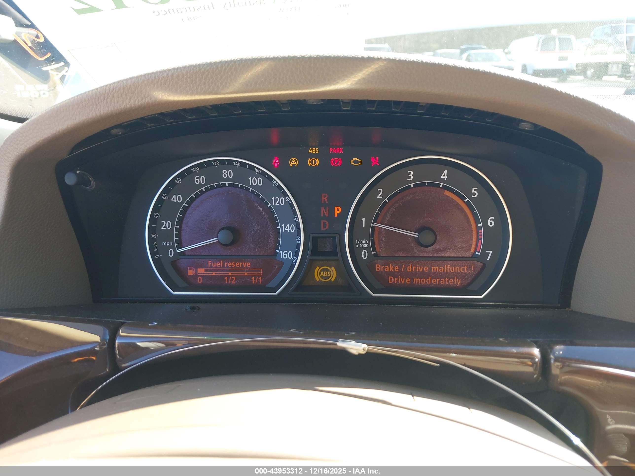 BMW 750LI image 7