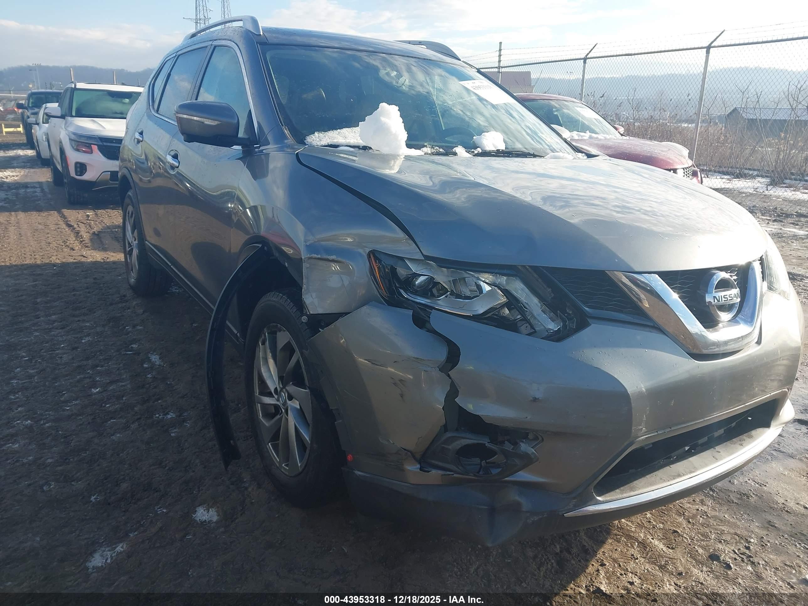 NISSAN ROGUE image 6
