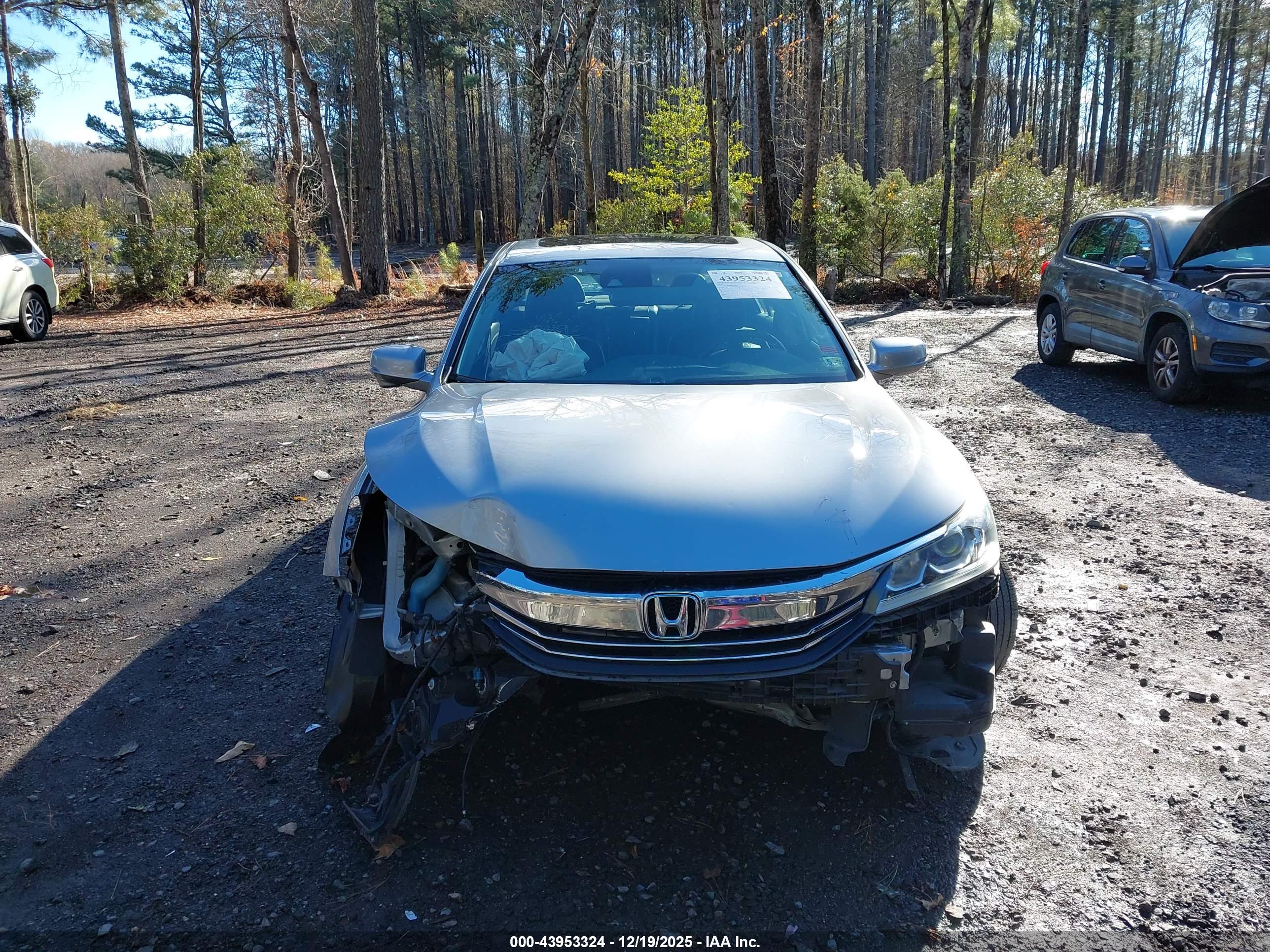 HONDA ACCORD image 6