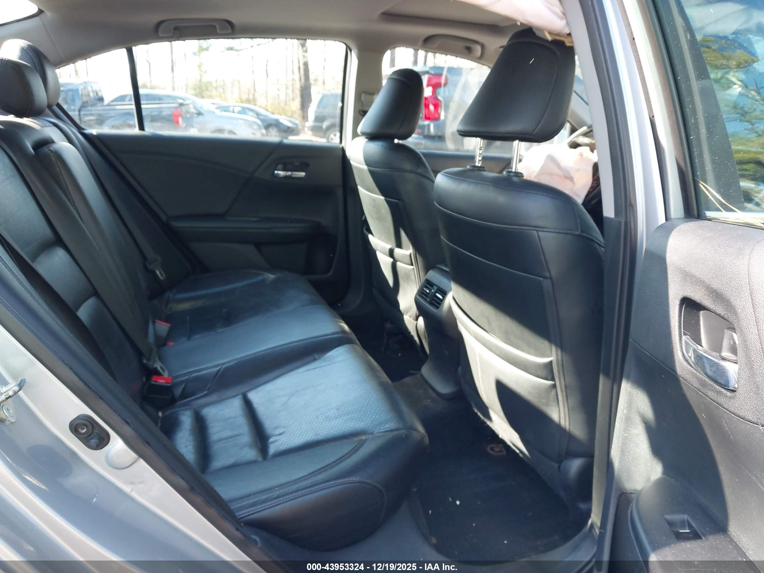 HONDA ACCORD image 8