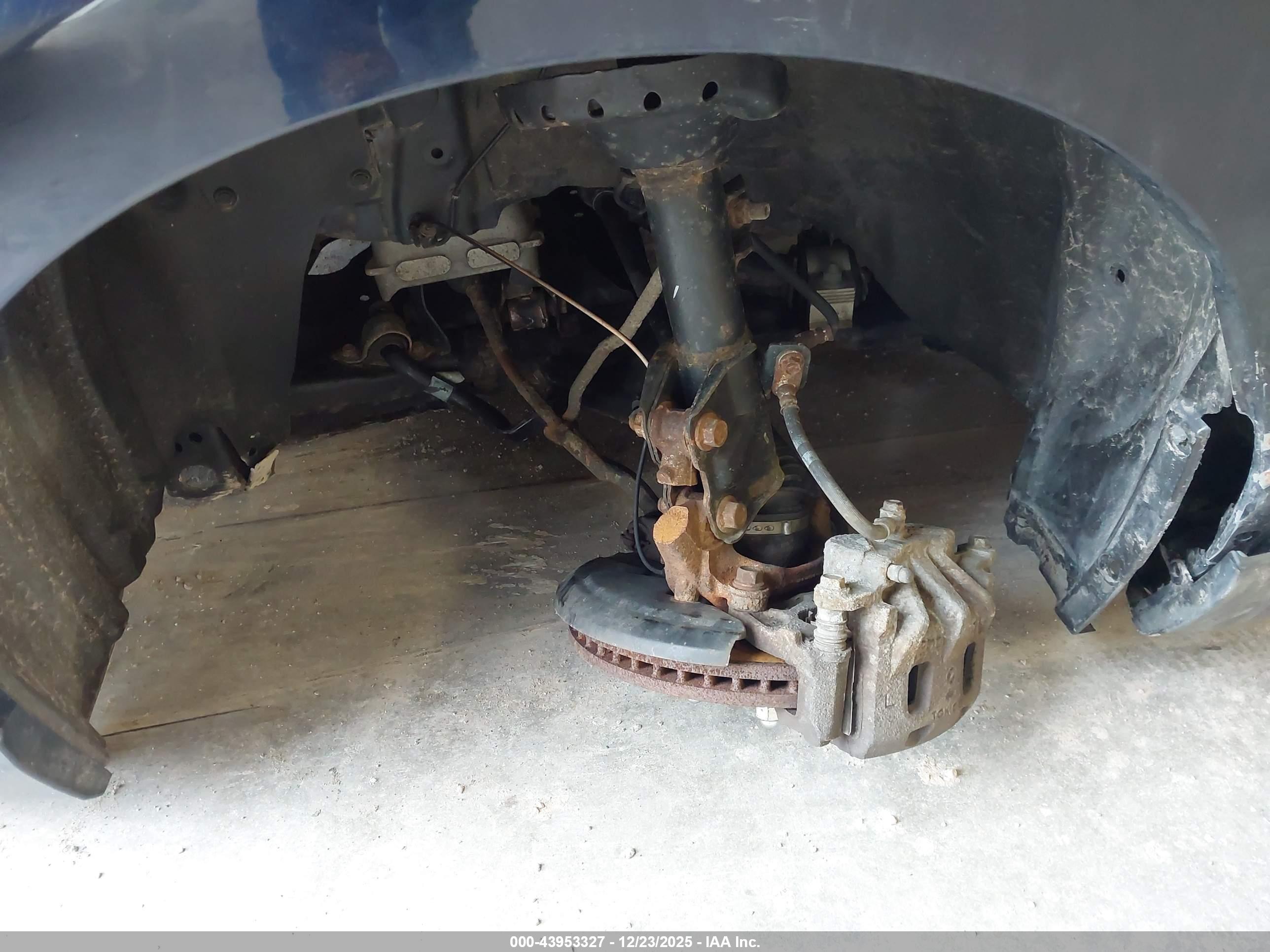 SUBARU OUTBACK image 6