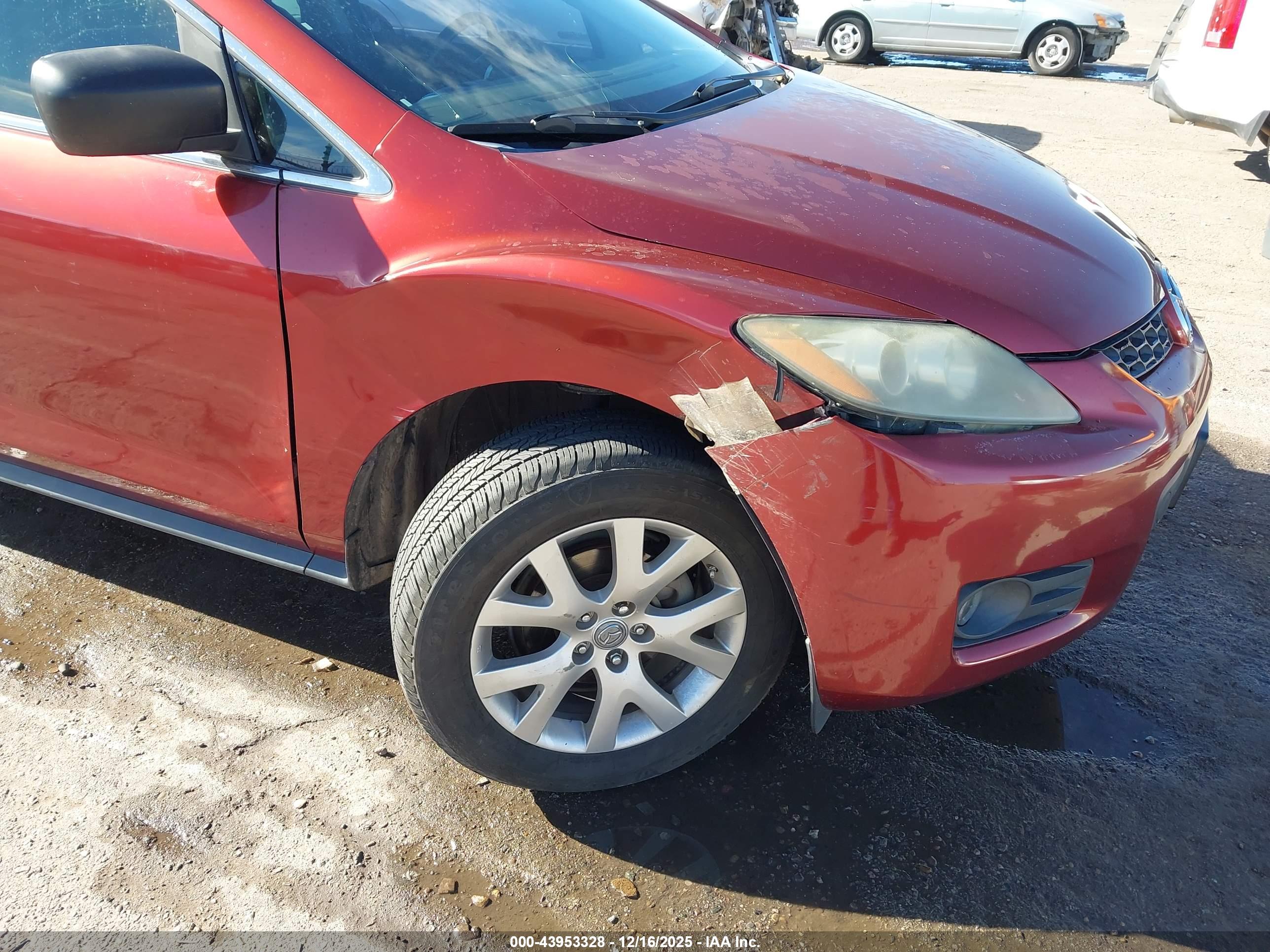 MAZDA CX-7 image 6
