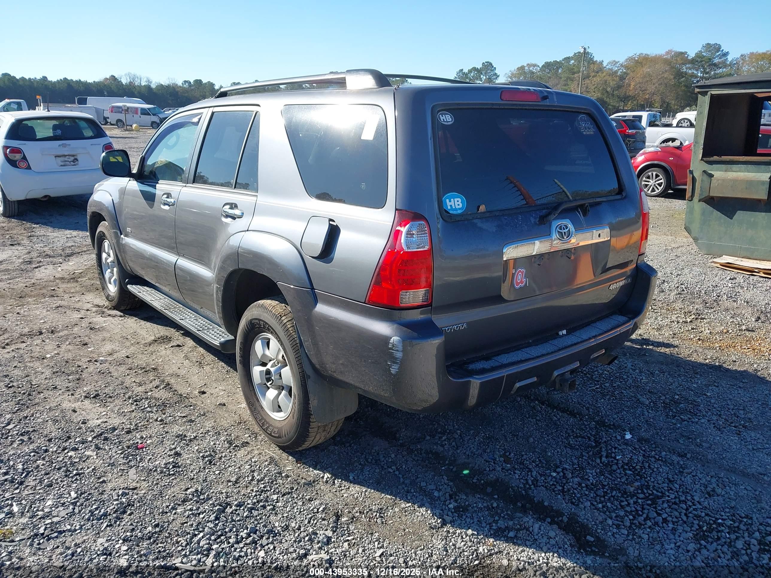 TOYOTA 4RUNNER image 3