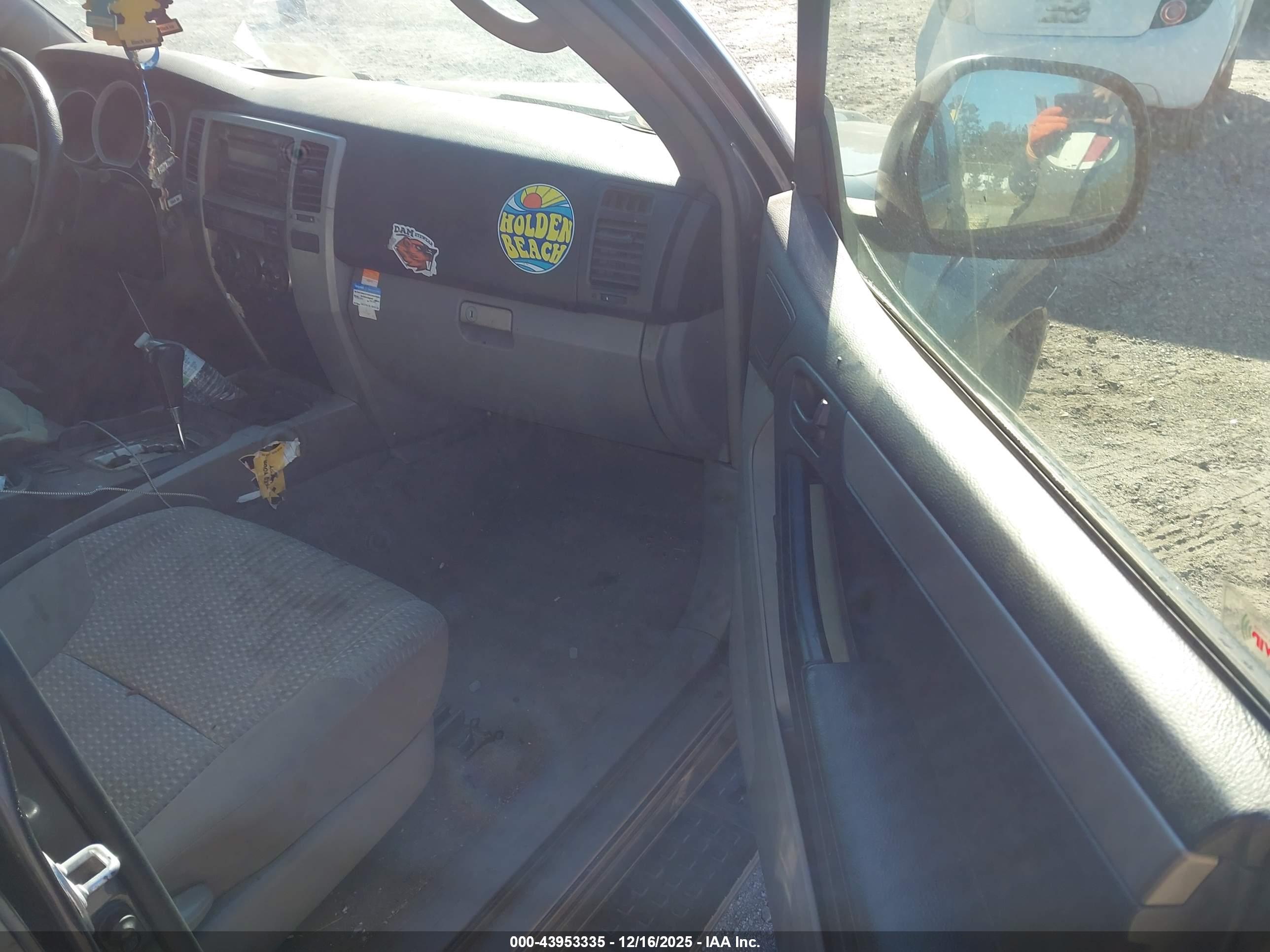 TOYOTA 4RUNNER image 5