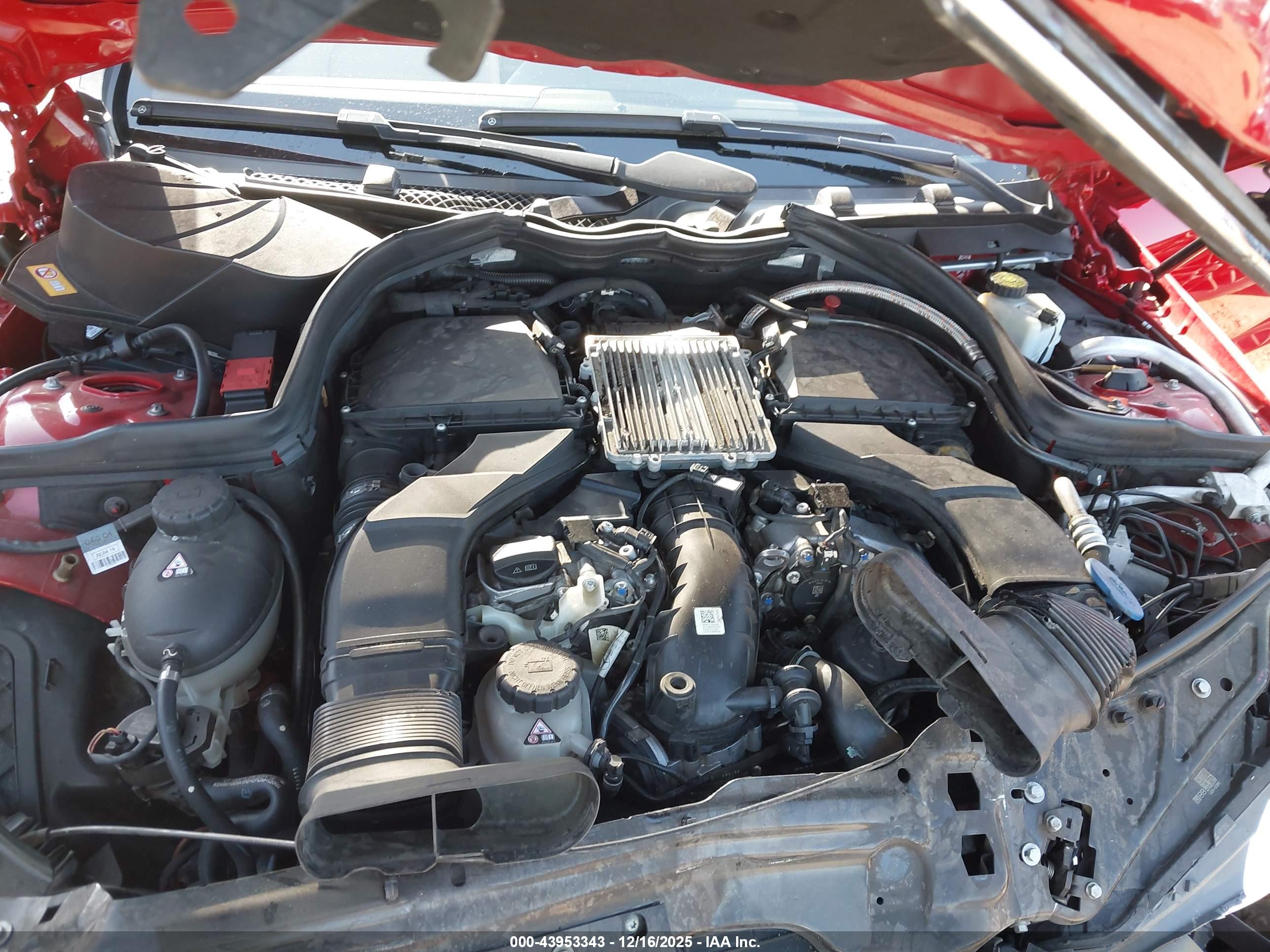 MERCEDES-BENZ E image 10