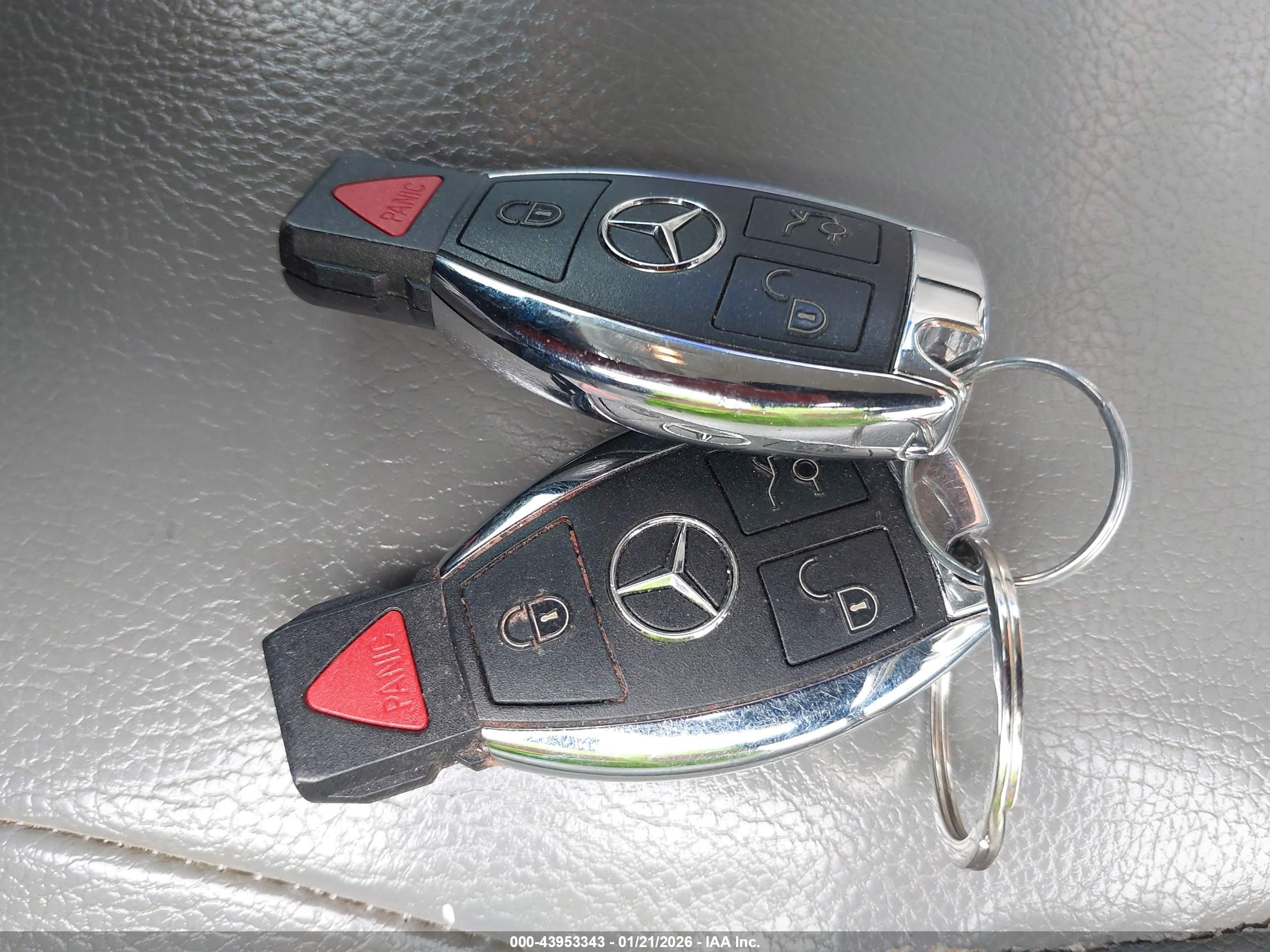 MERCEDES-BENZ E image 11