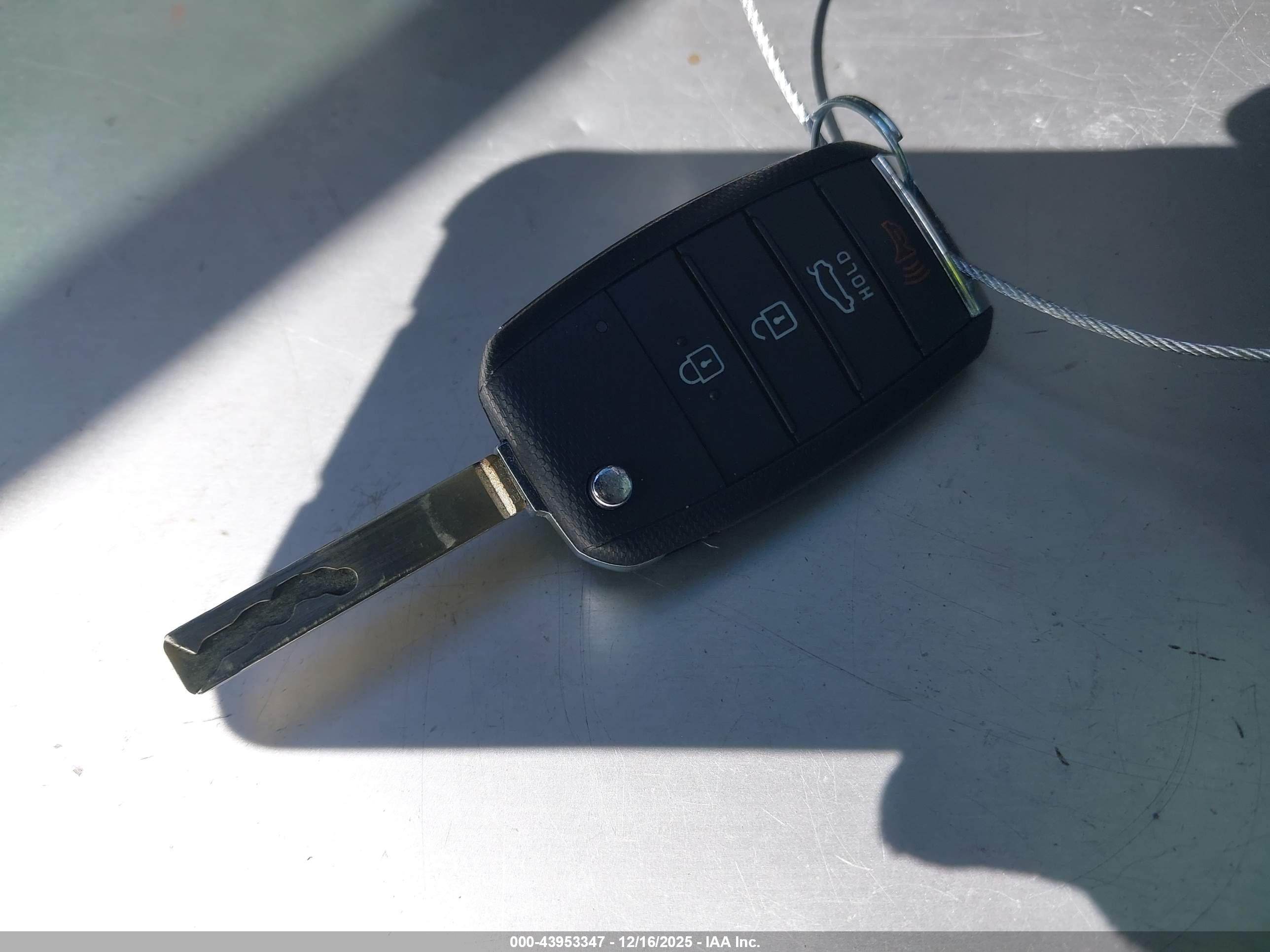 KIA RIO image 11
