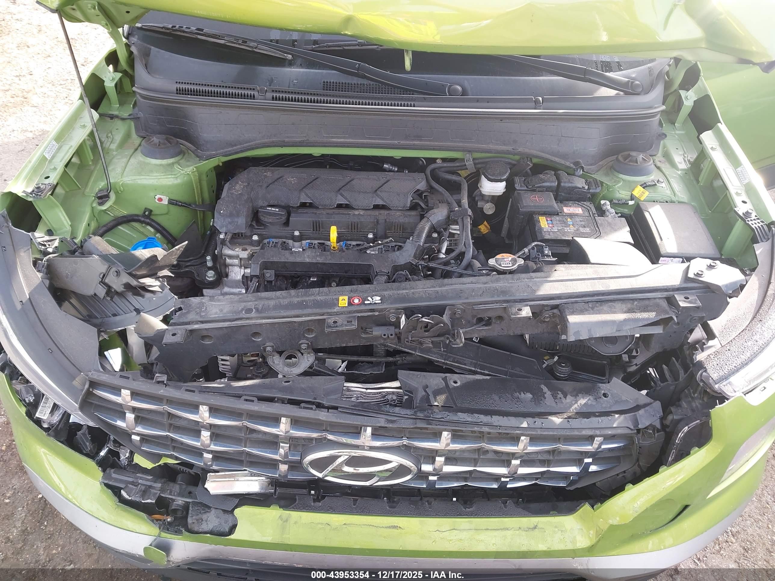 HYUNDAI VENUE image 10