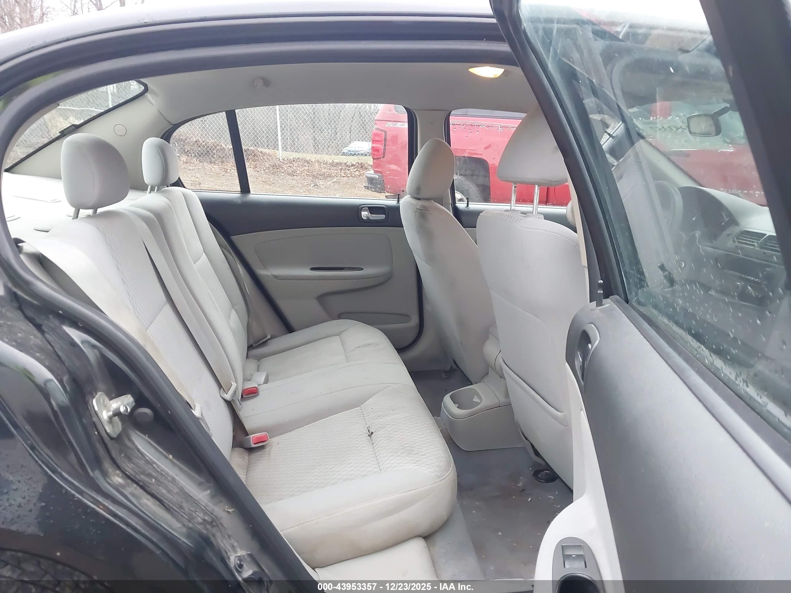 CHEVROLET COBALT image 8
