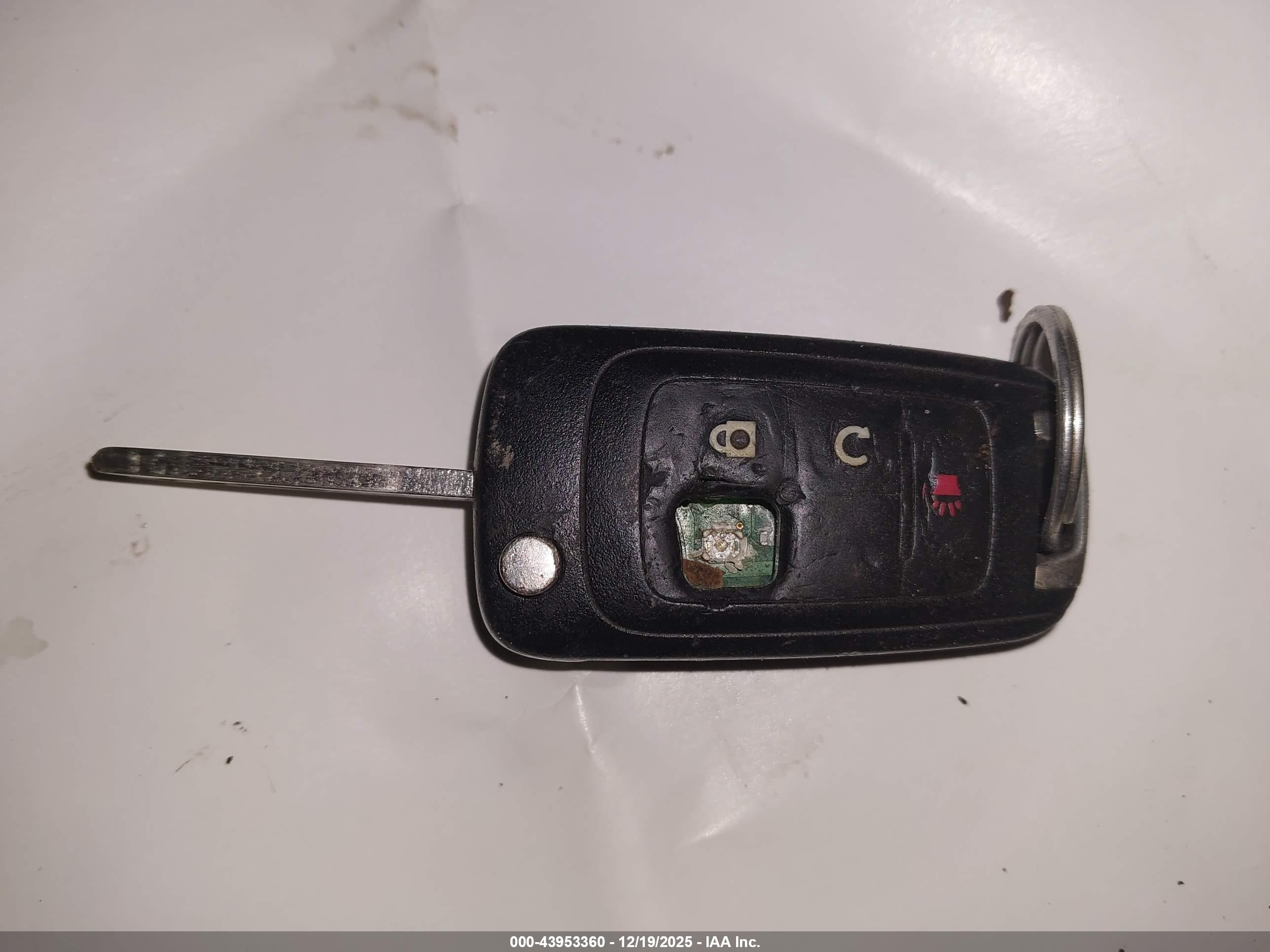 CHEVROLET EQUINOX image 11