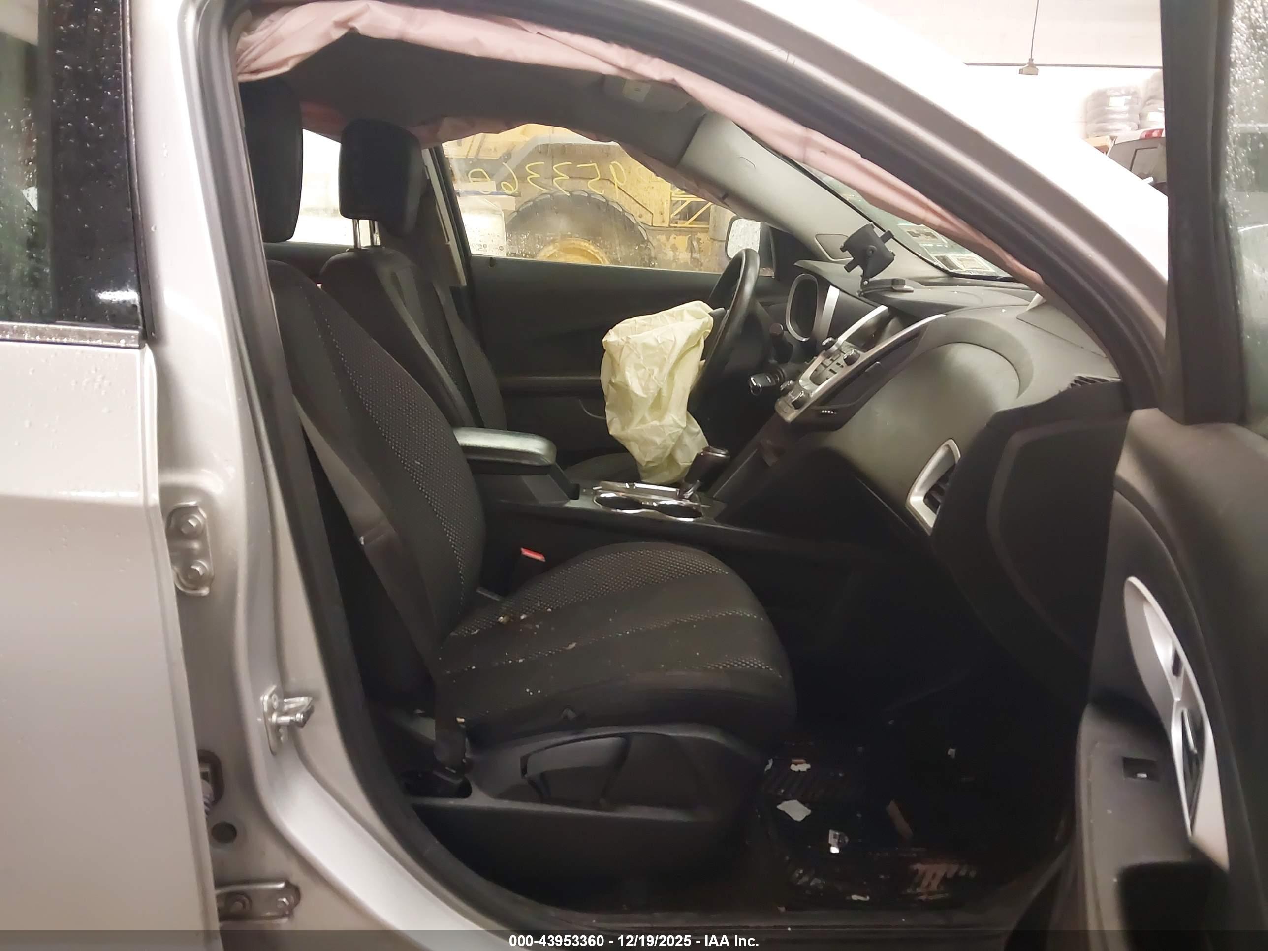 CHEVROLET EQUINOX image 5