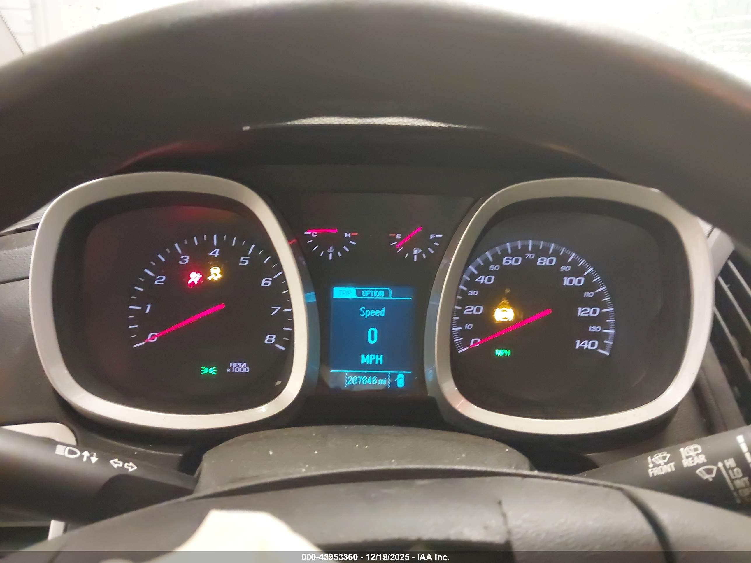 CHEVROLET EQUINOX image 7