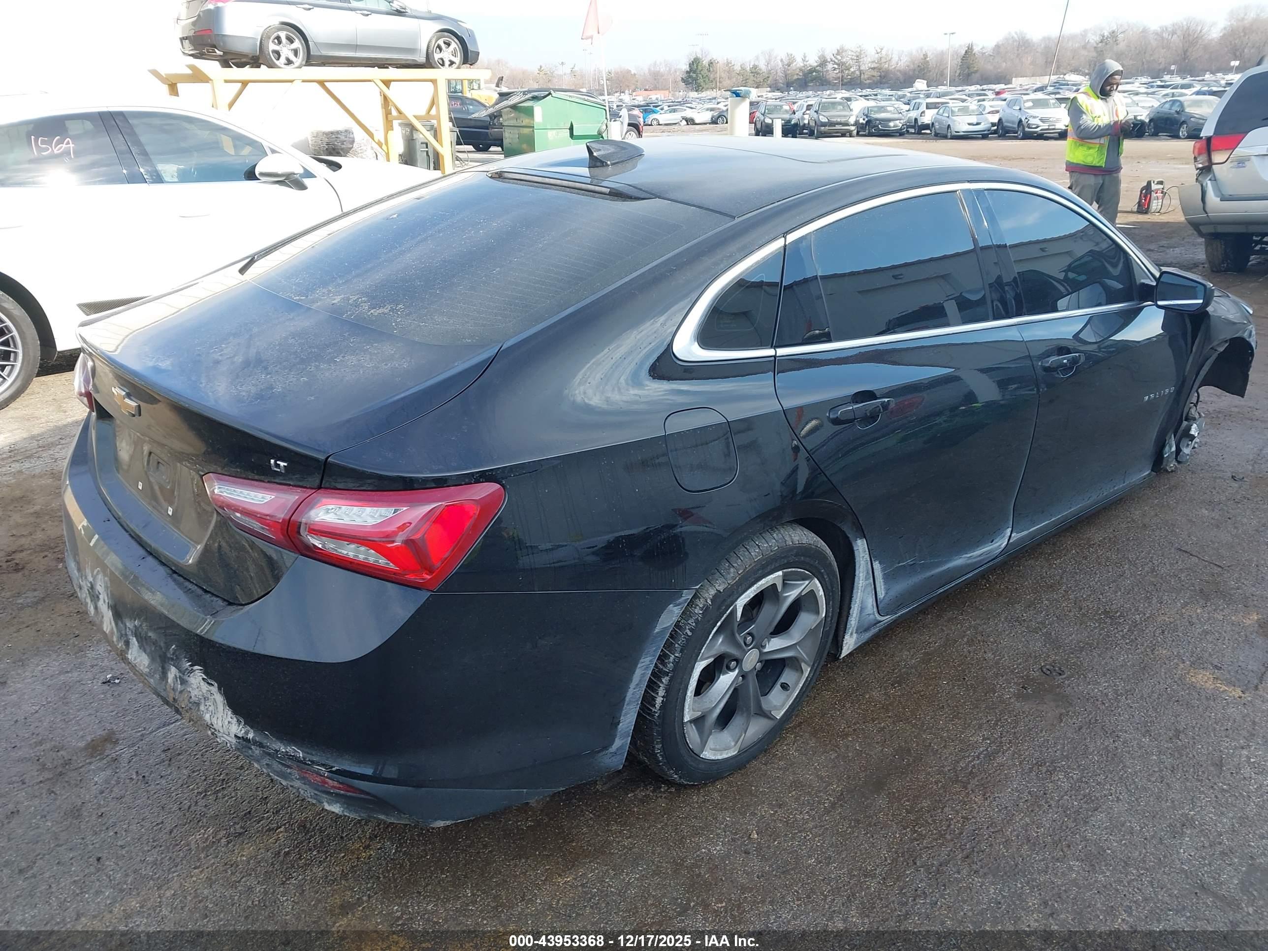 CHEVROLET MALIBU image 4
