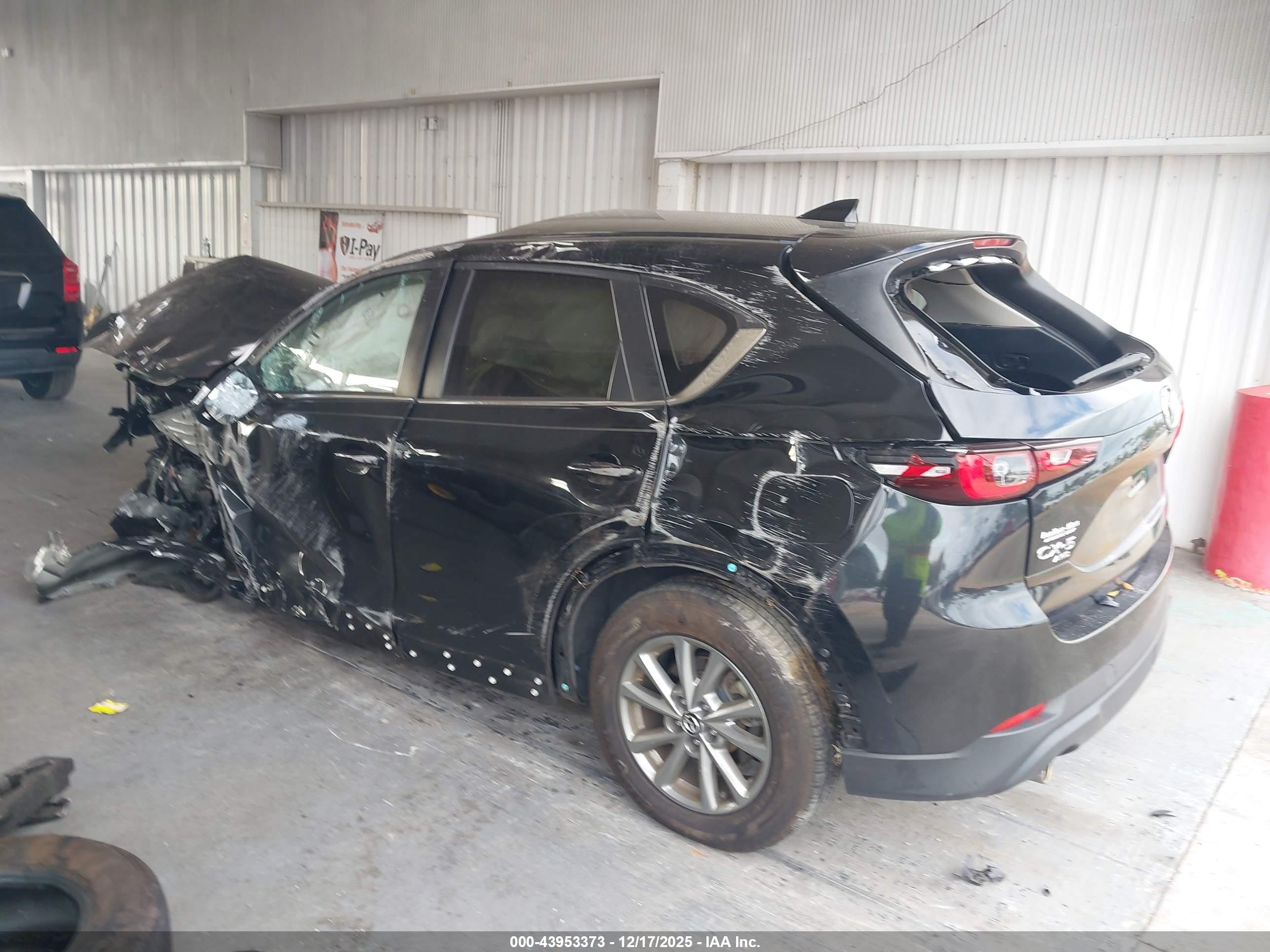 MAZDA CX-5 image 3