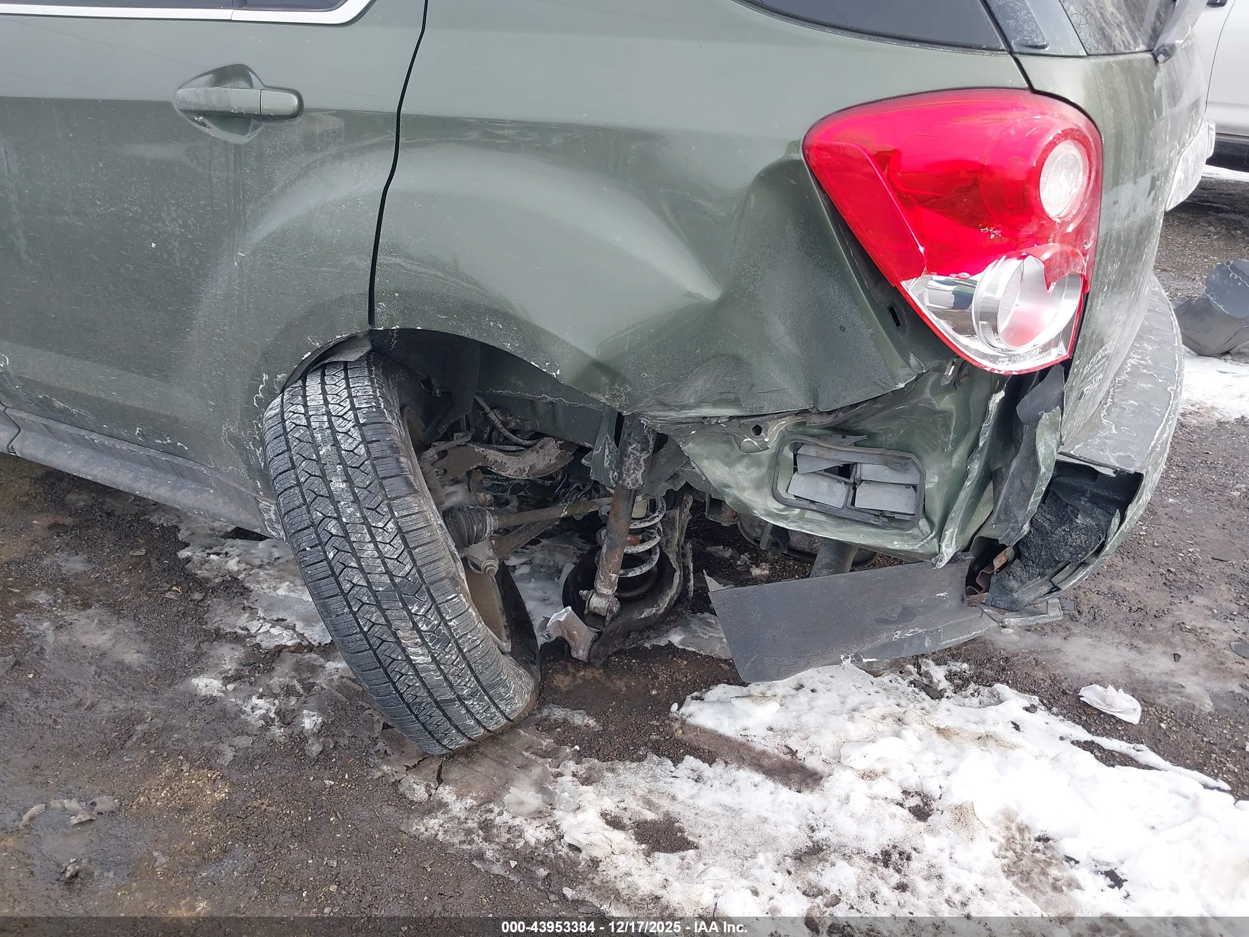 CHEVROLET EQUINOX image 6