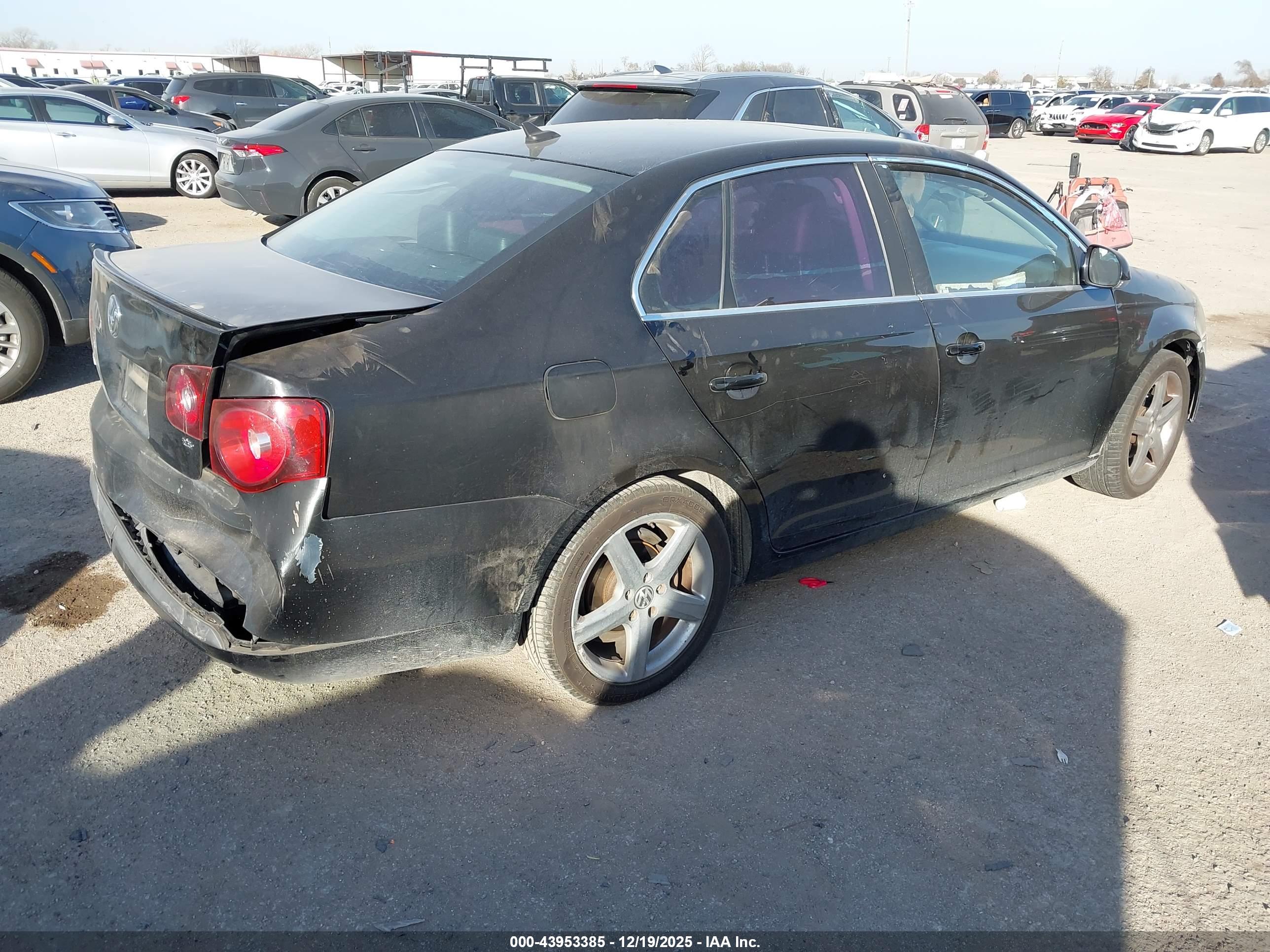 VOLKSWAGEN JETTA image 4