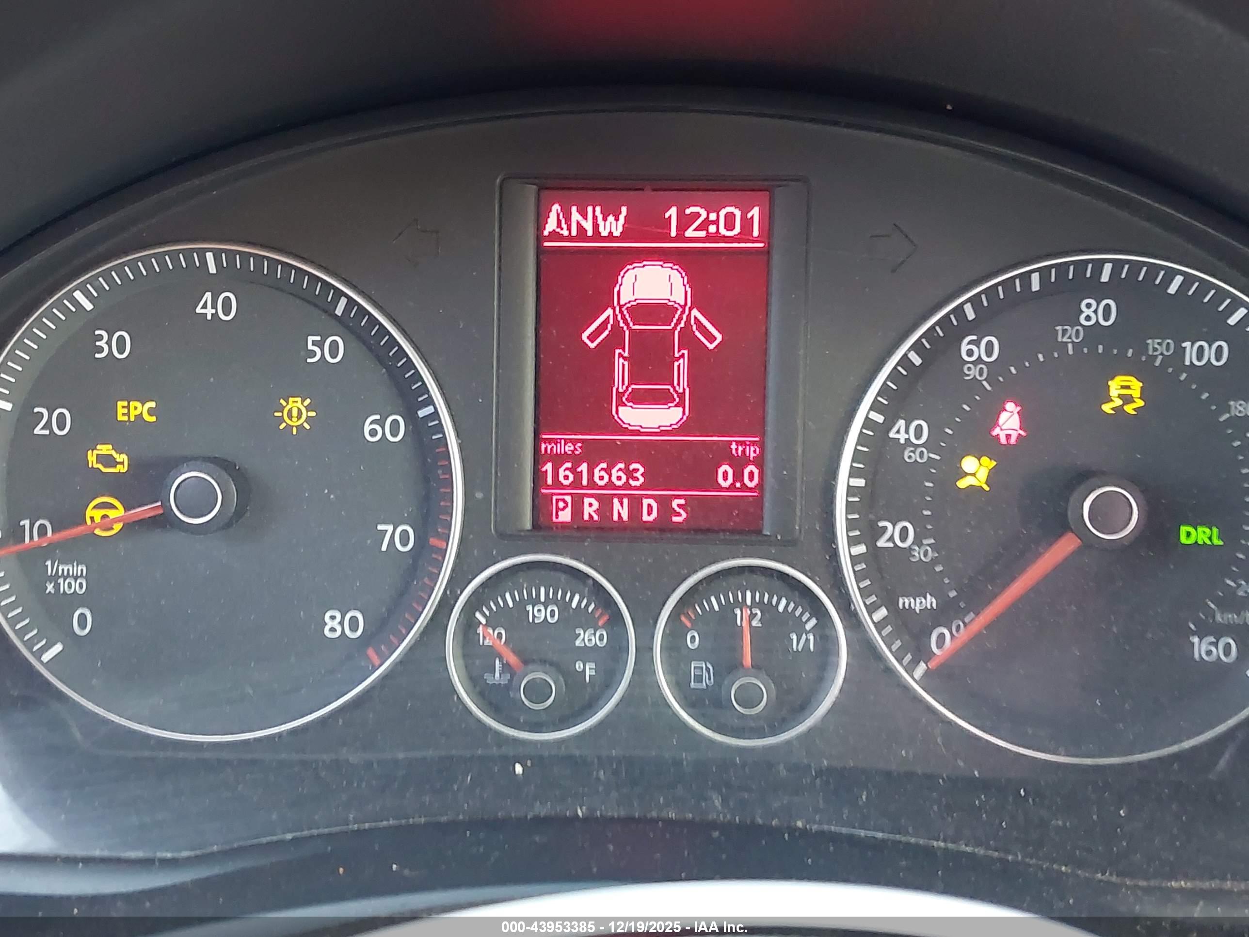 VOLKSWAGEN JETTA image 7