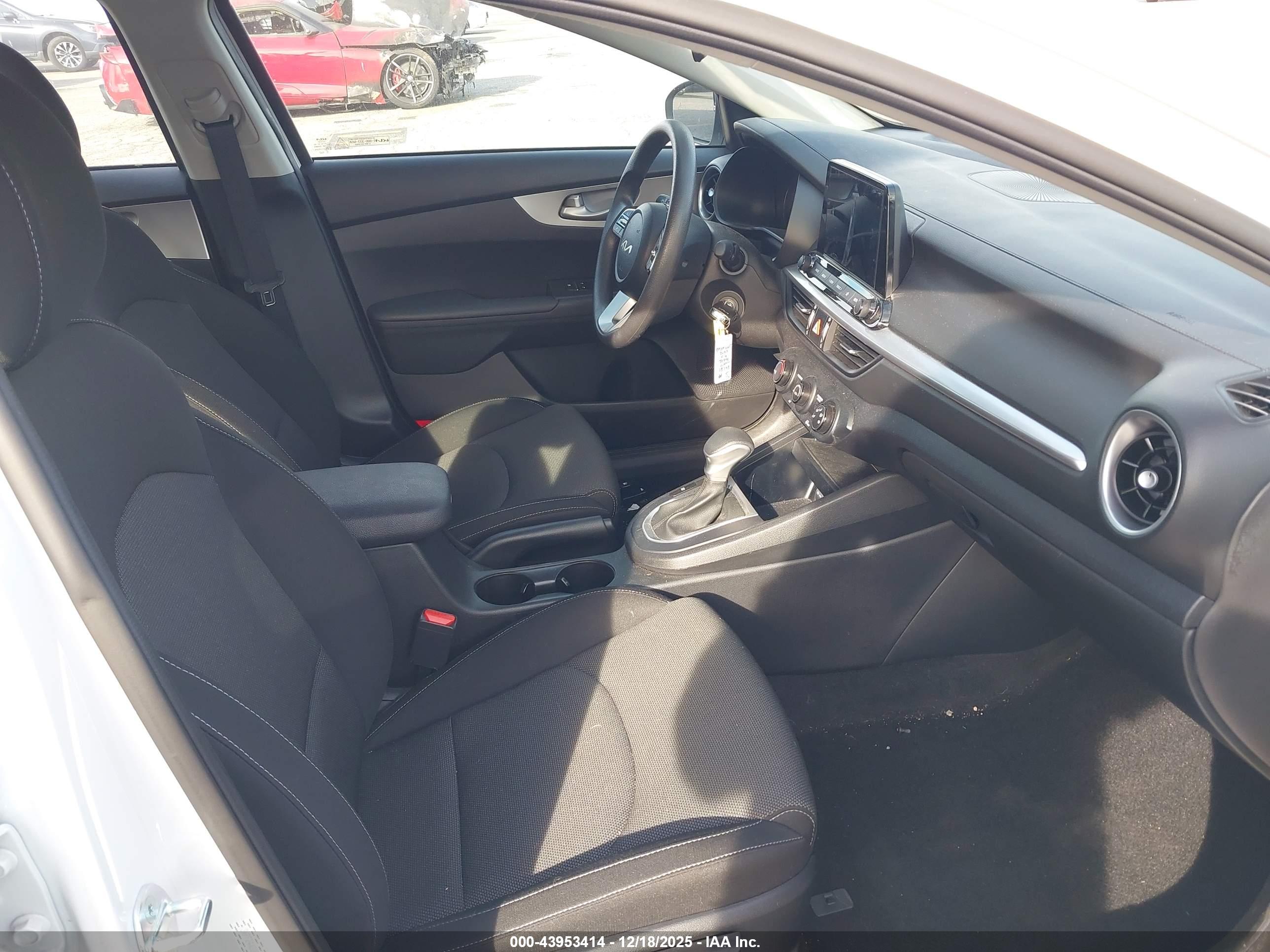 KIA FORTE image 5