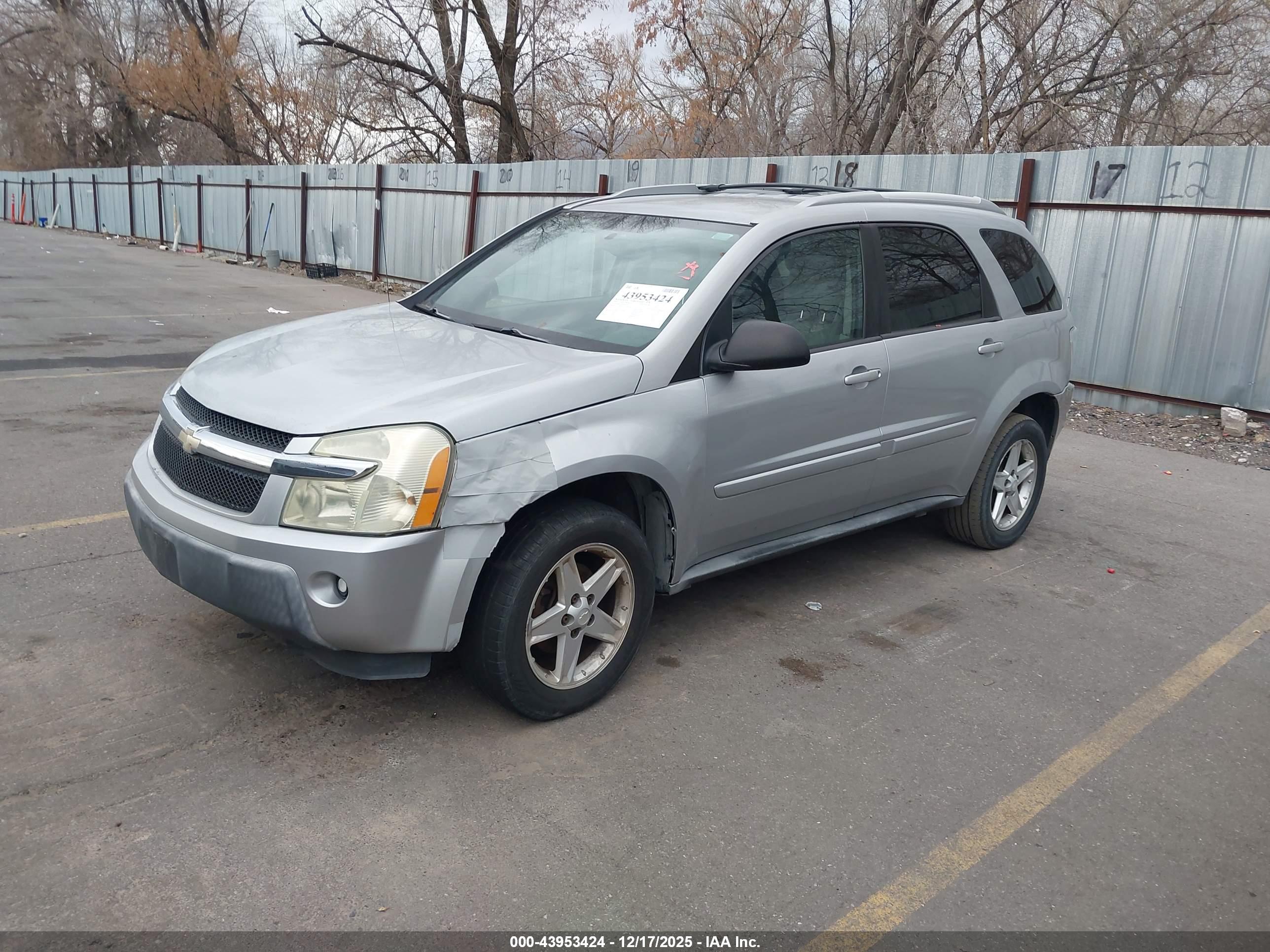 CHEVROLET EQUINOX image 2
