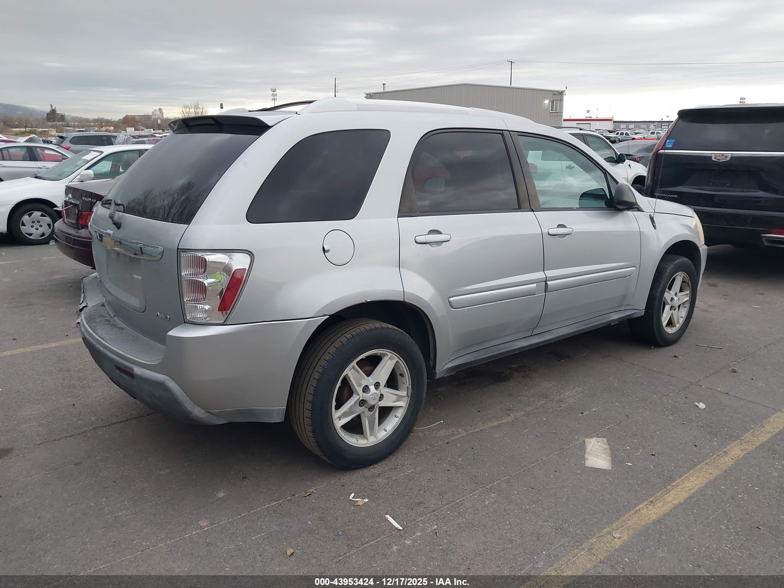 CHEVROLET EQUINOX image 4
