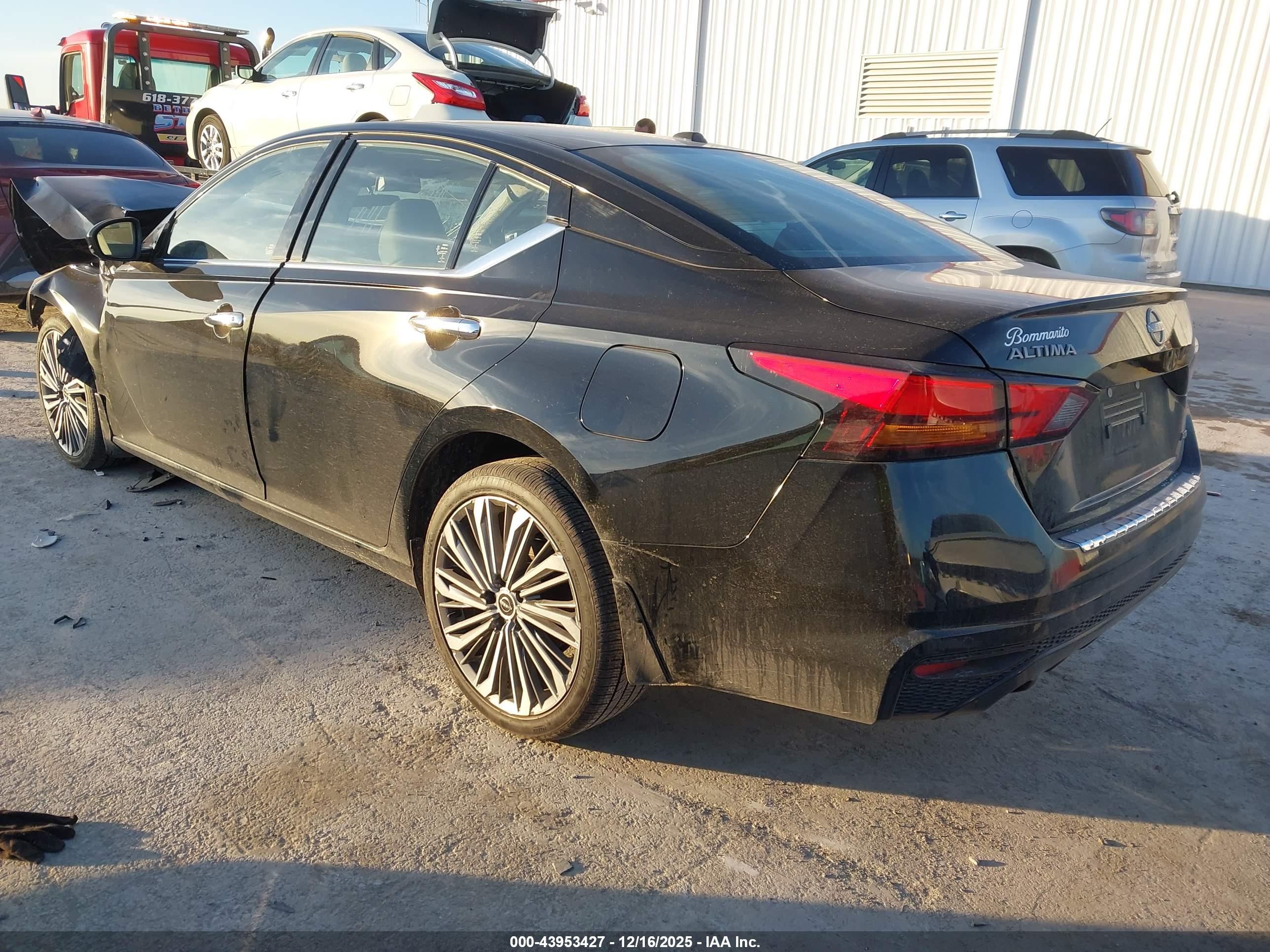 NISSAN ALTIMA image 3